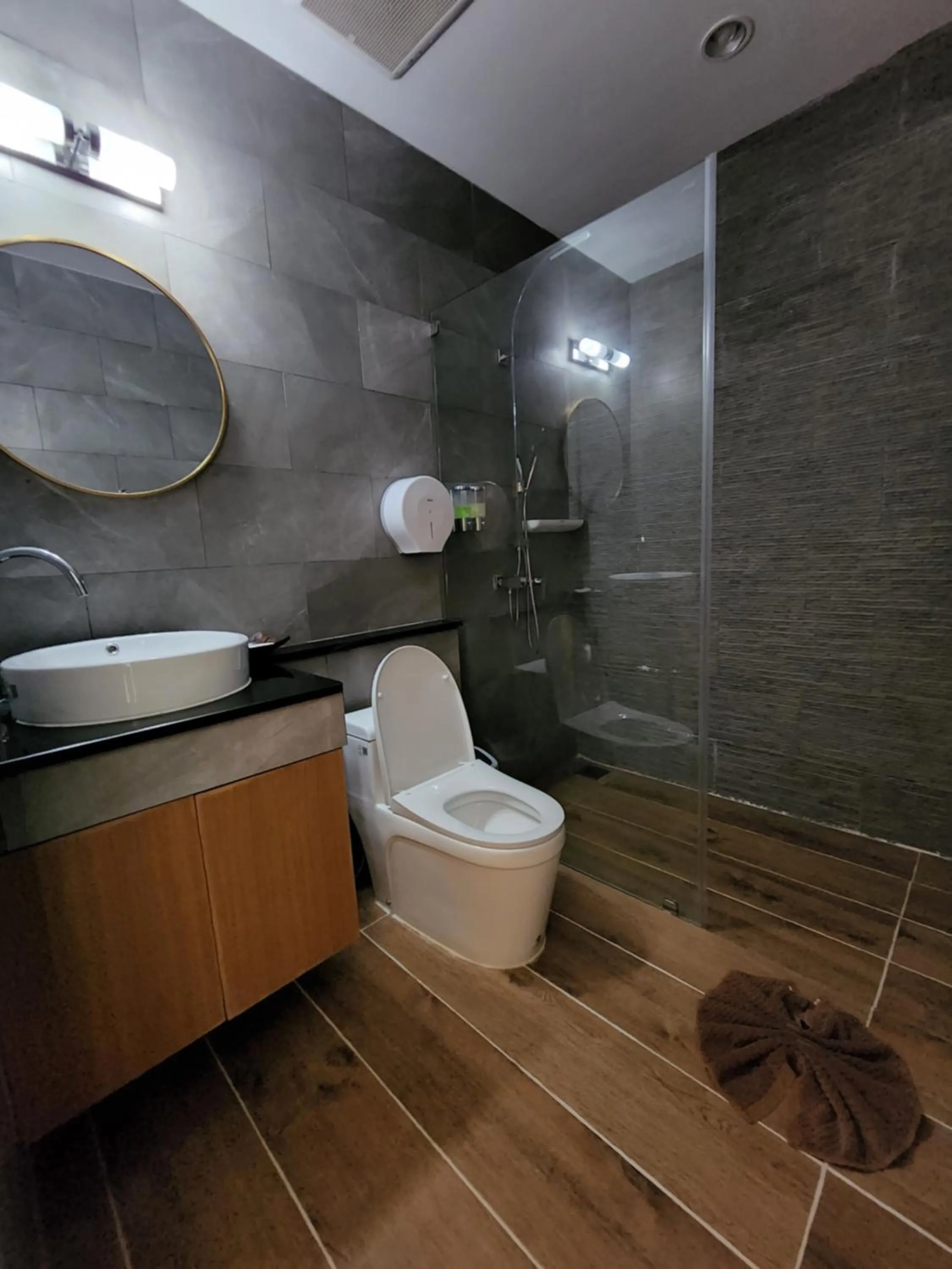 Bathroom in Cliff Lanta Suite-Koh Lanta Krabi