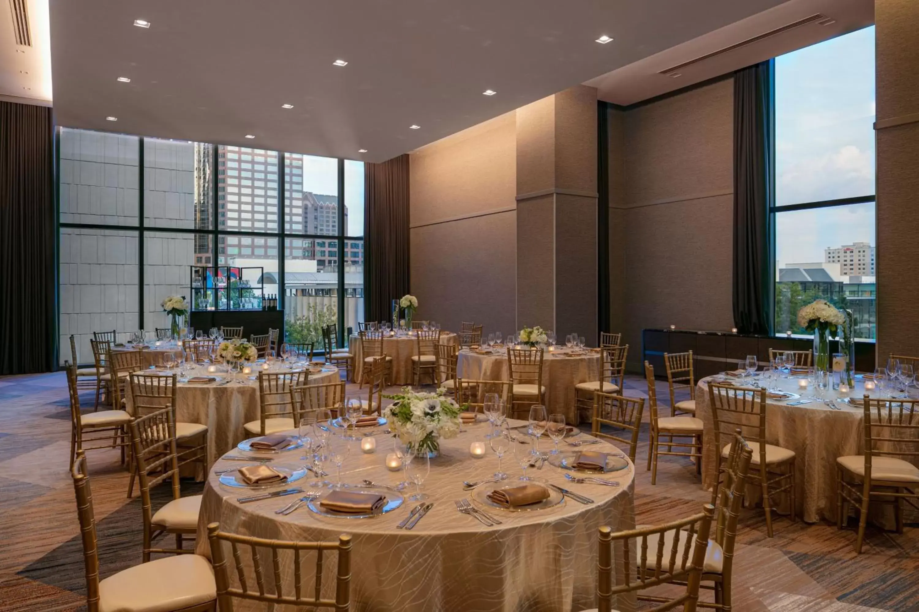 Banquet/Function facilities, Restaurant/Places to Eat in JW Marriott Charlotte