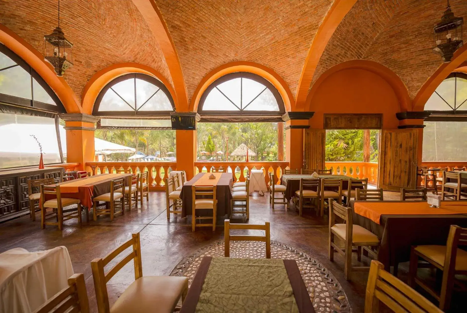 Restaurant/Places to Eat in El Marques Hacienda