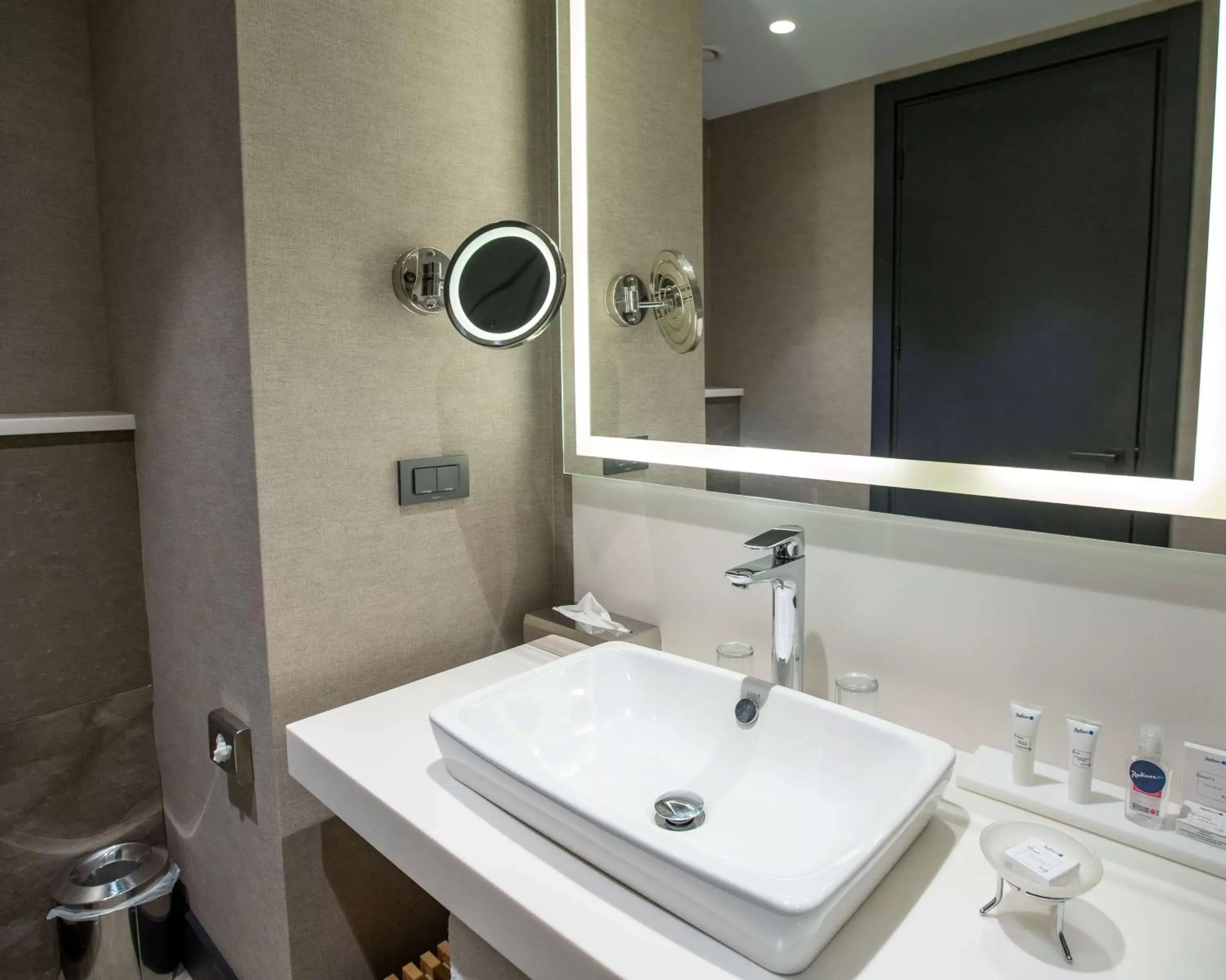 Bathroom in Radisson Blu Hotel & Conference Center, Niamey