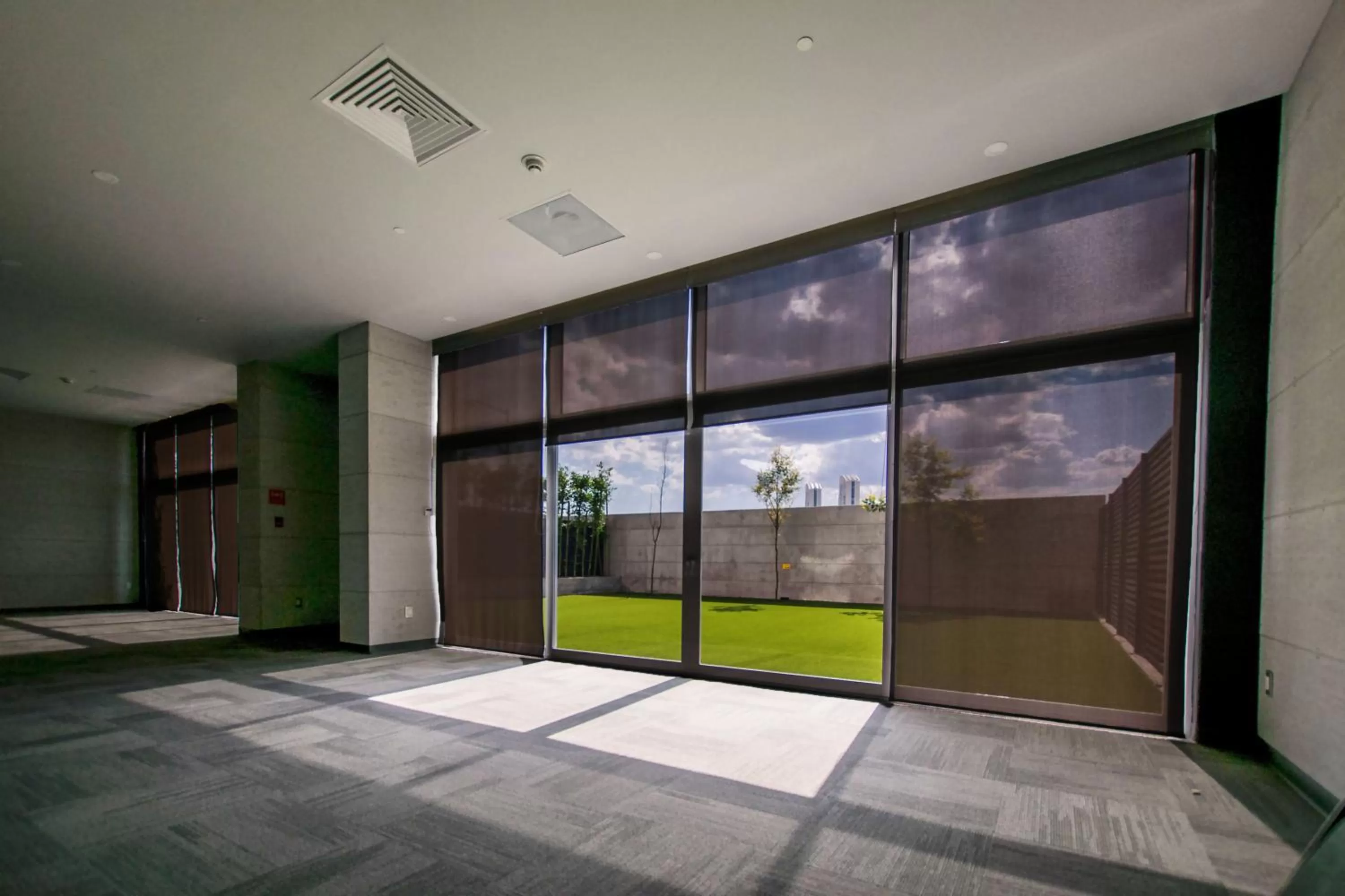 Garden in Bedford Hotel