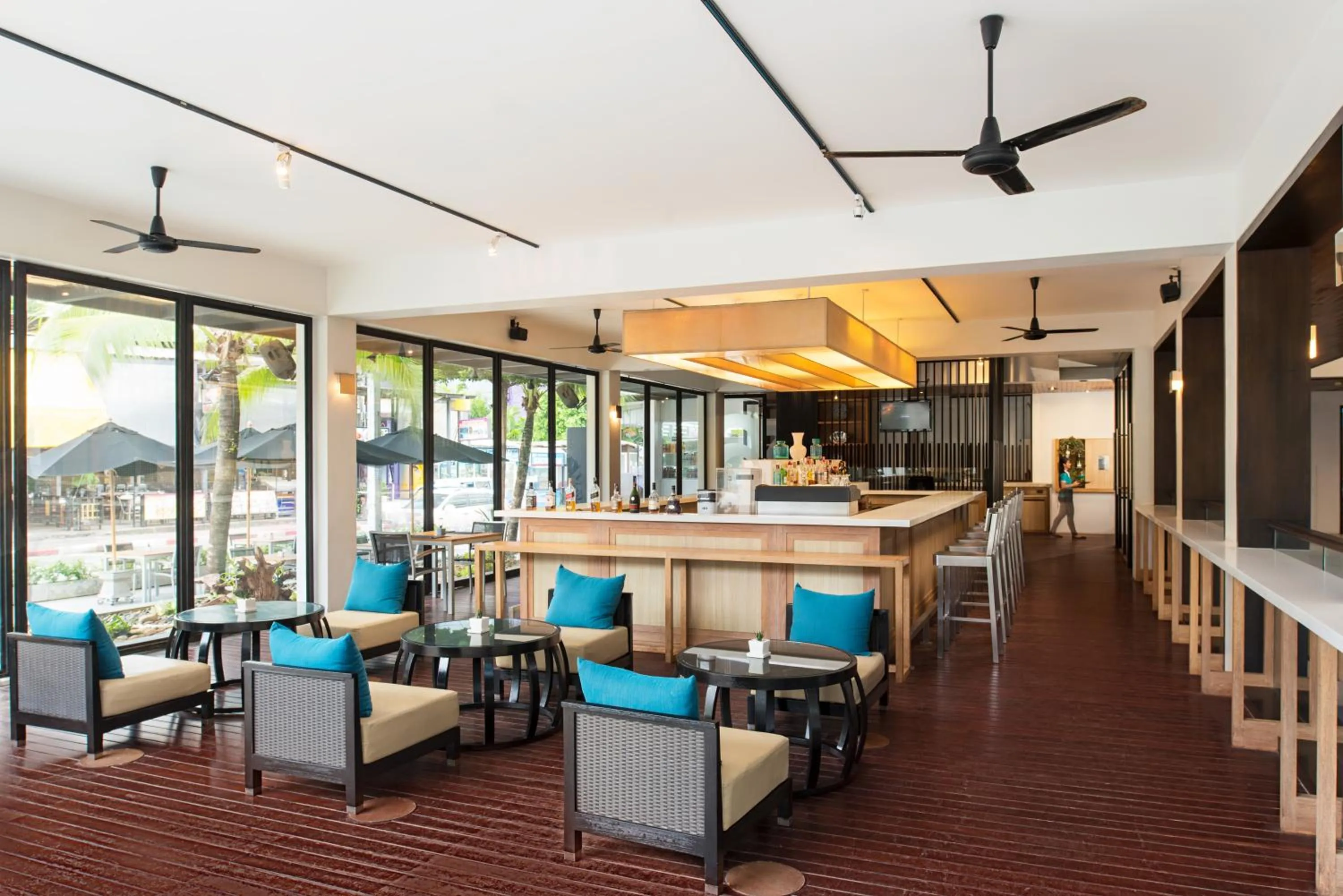 Restaurant/places to eat in Nap Patong