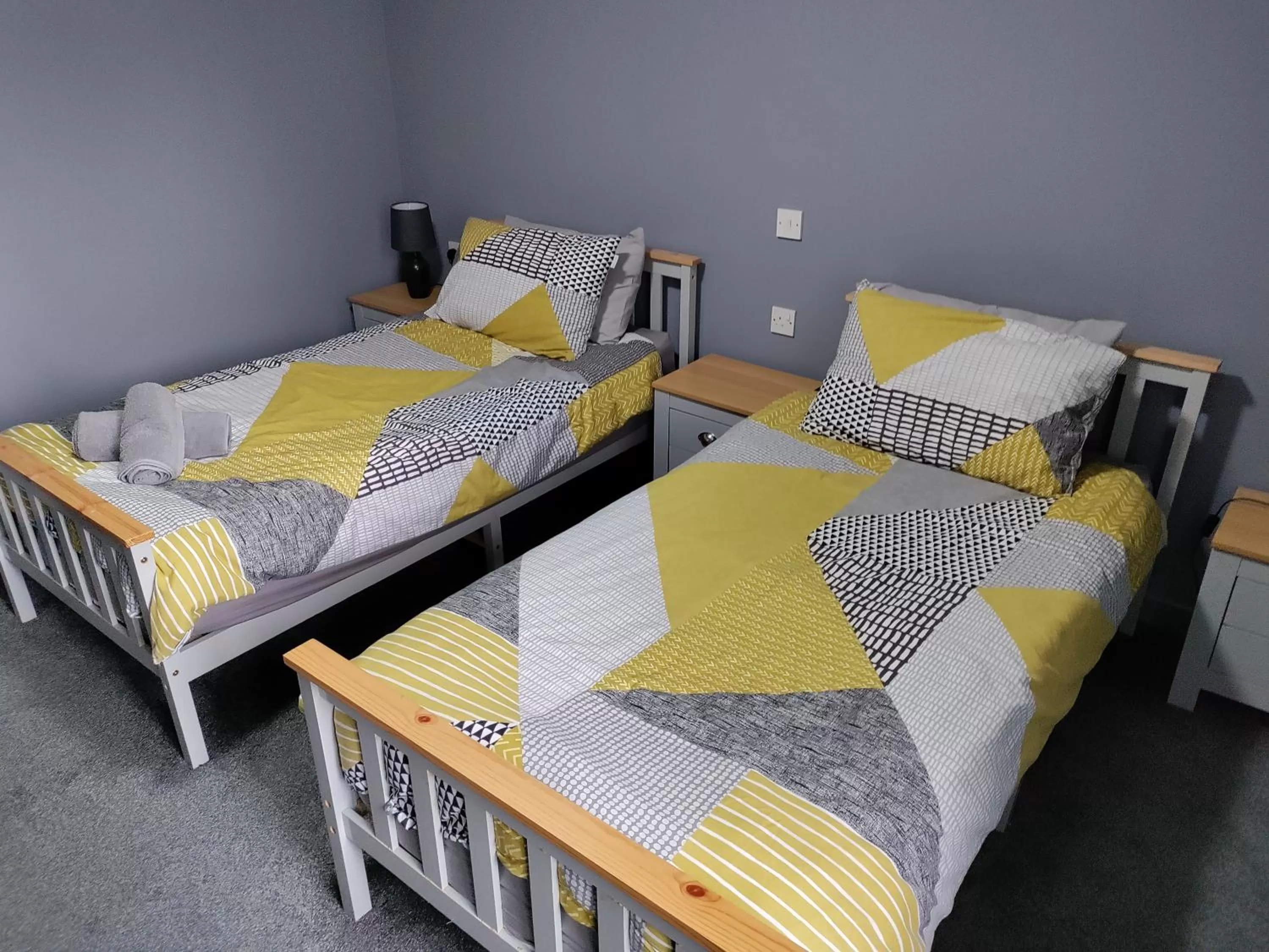 Bedroom, Bed in Harleys Inn