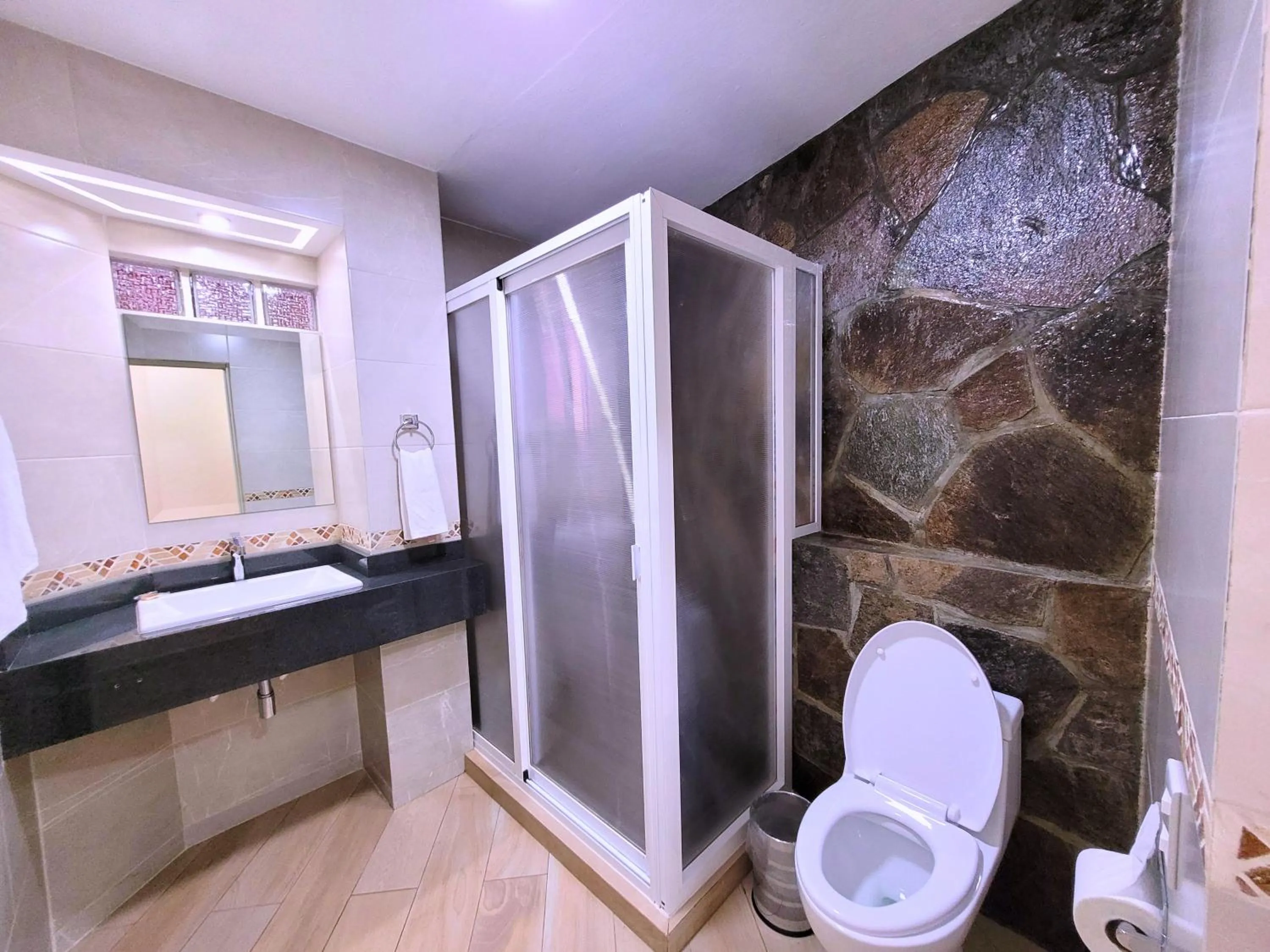 Shower in Hotel Tierras Blancas