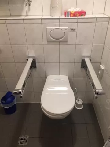 Bathroom in Hotel Nord