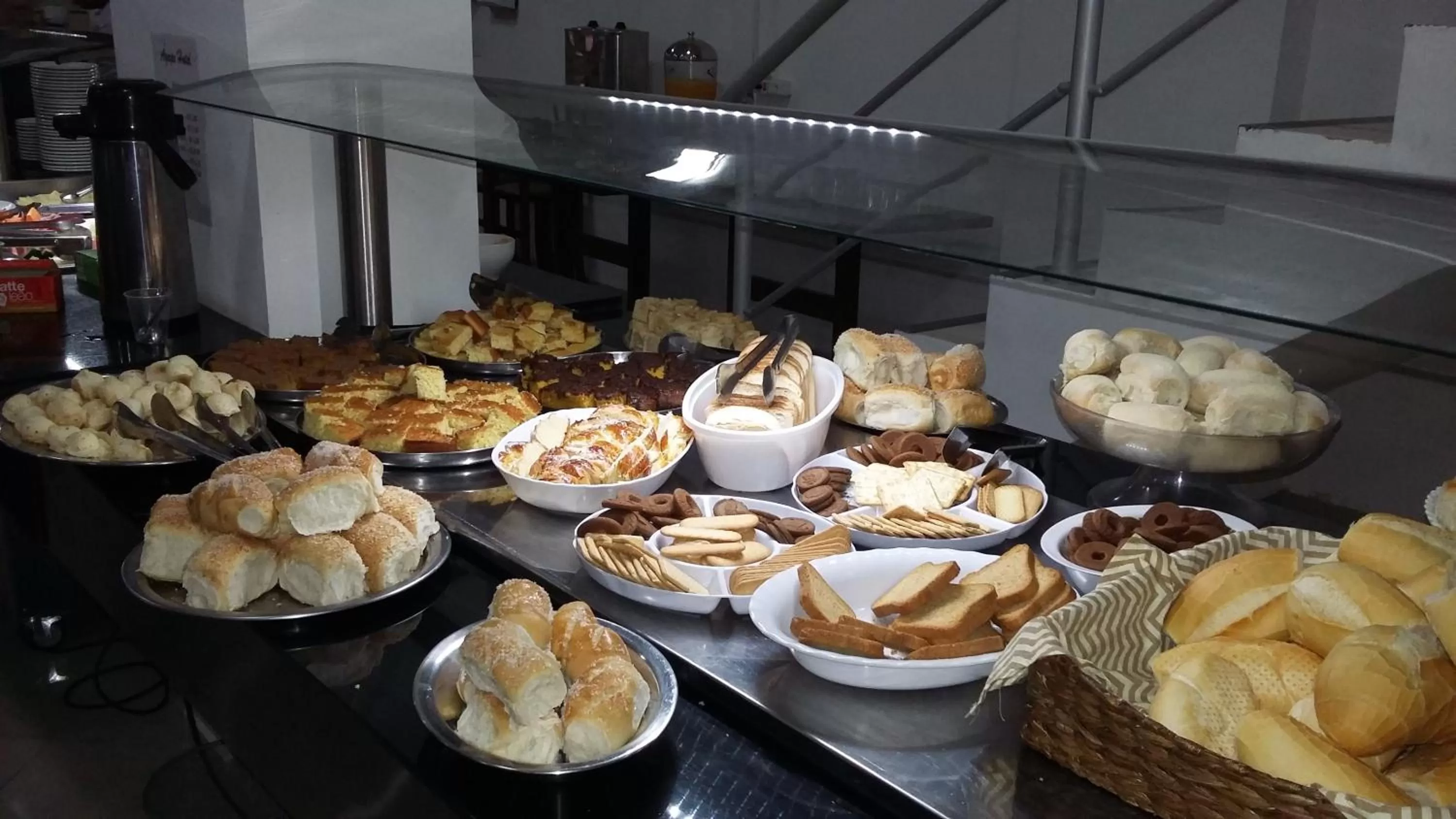 Buffet breakfast in Ágape Hotel De Aparecida