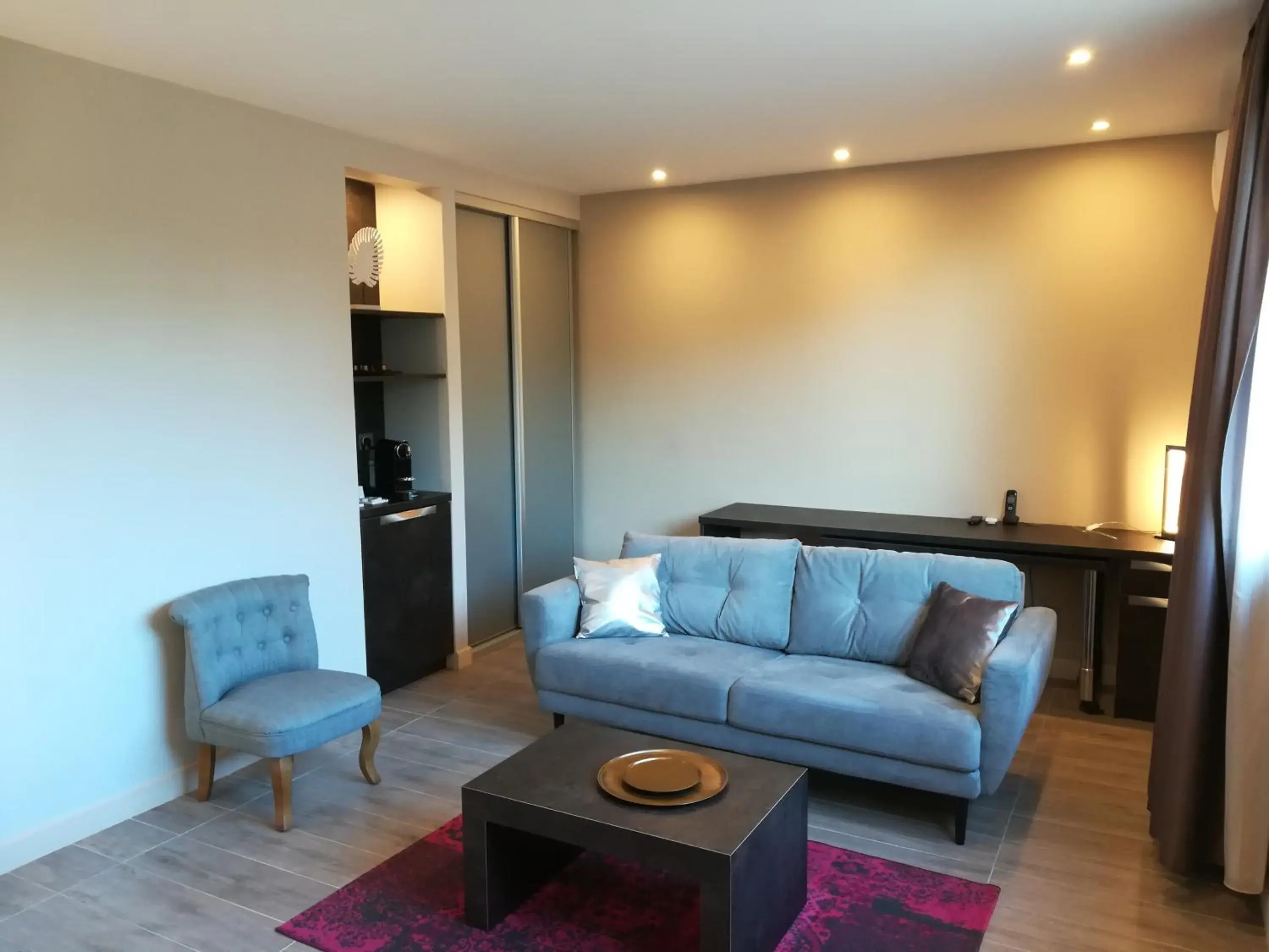 Living room, Seating Area in Hôtel Saint Roch