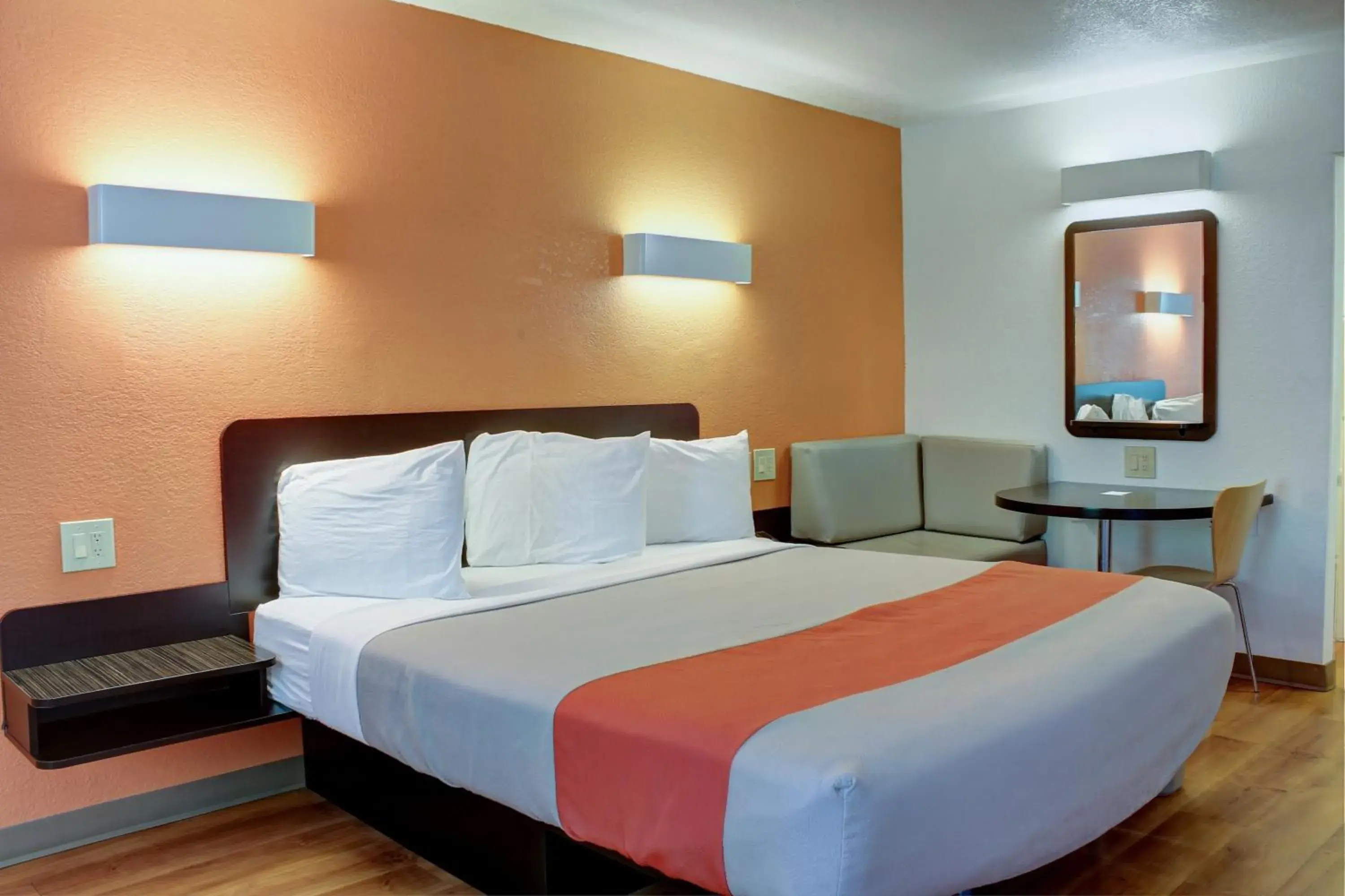 Bedroom, Bed in Motel 6-Bishop, CA