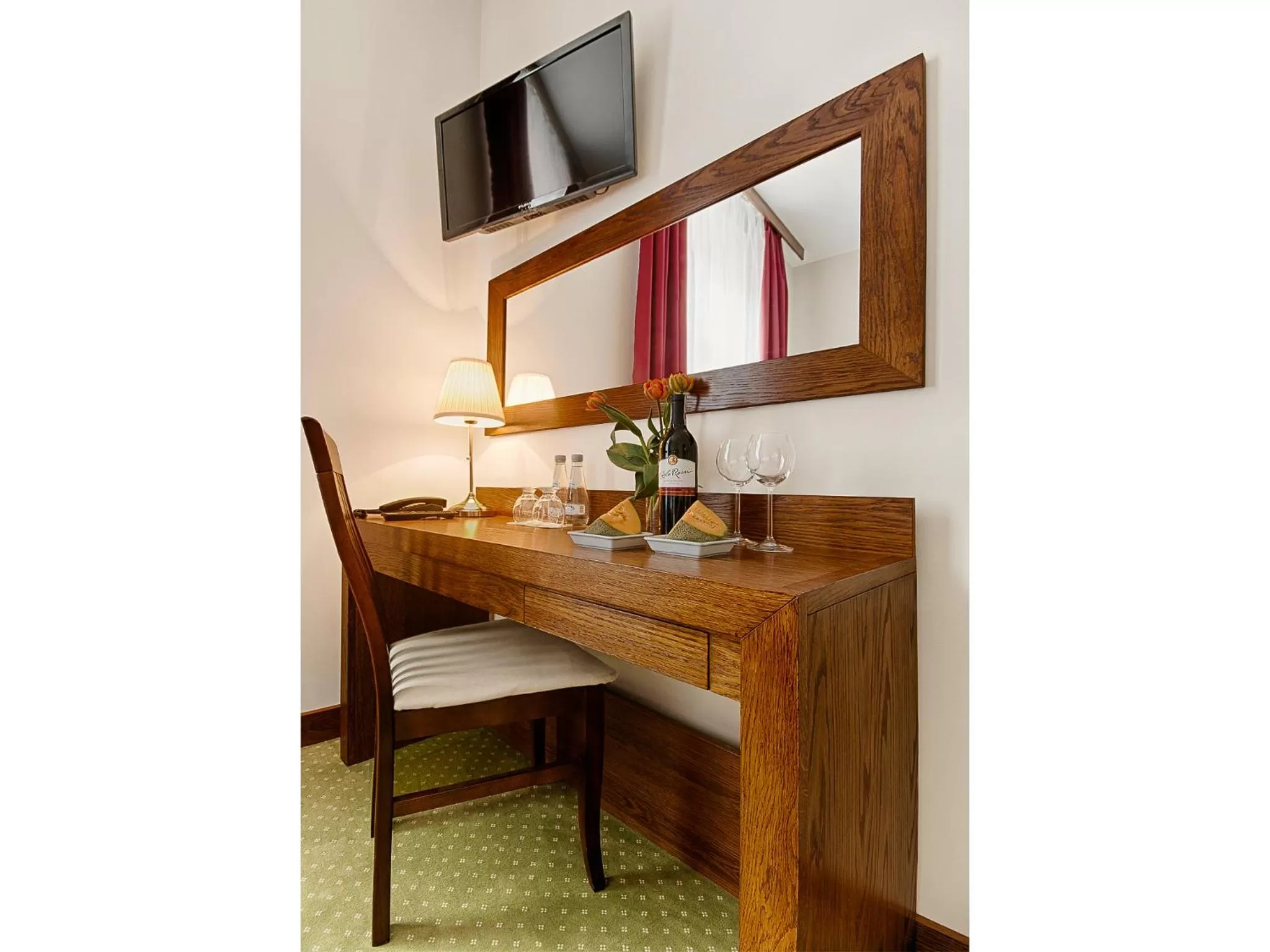 Seating area in Hotel Yarden by Artery Hotels