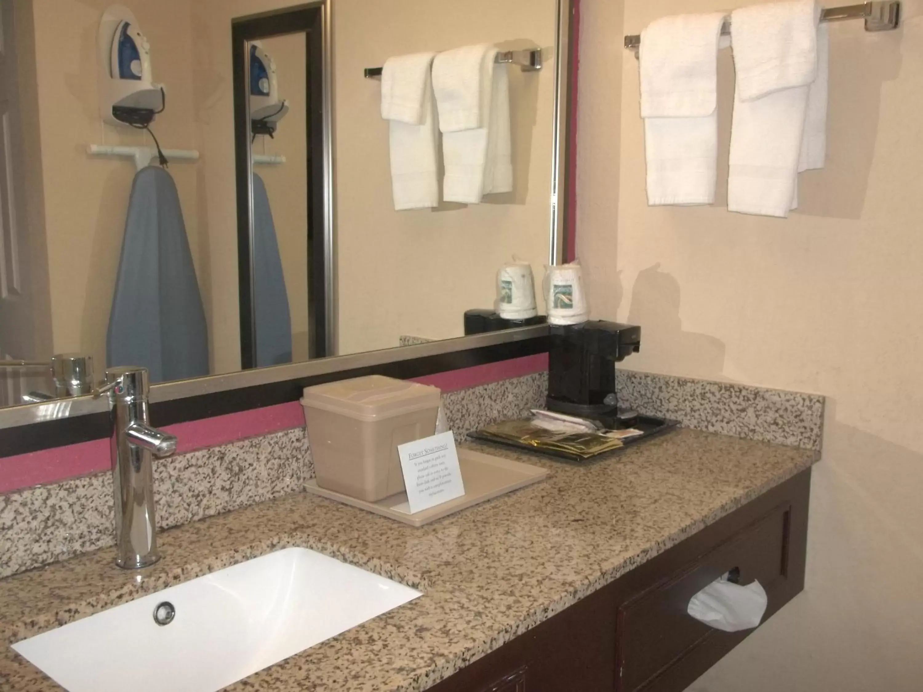 Photo of the whole room, Bathroom in Days Inn by Wyndham Fort Lauderdale Airport Cruise Port