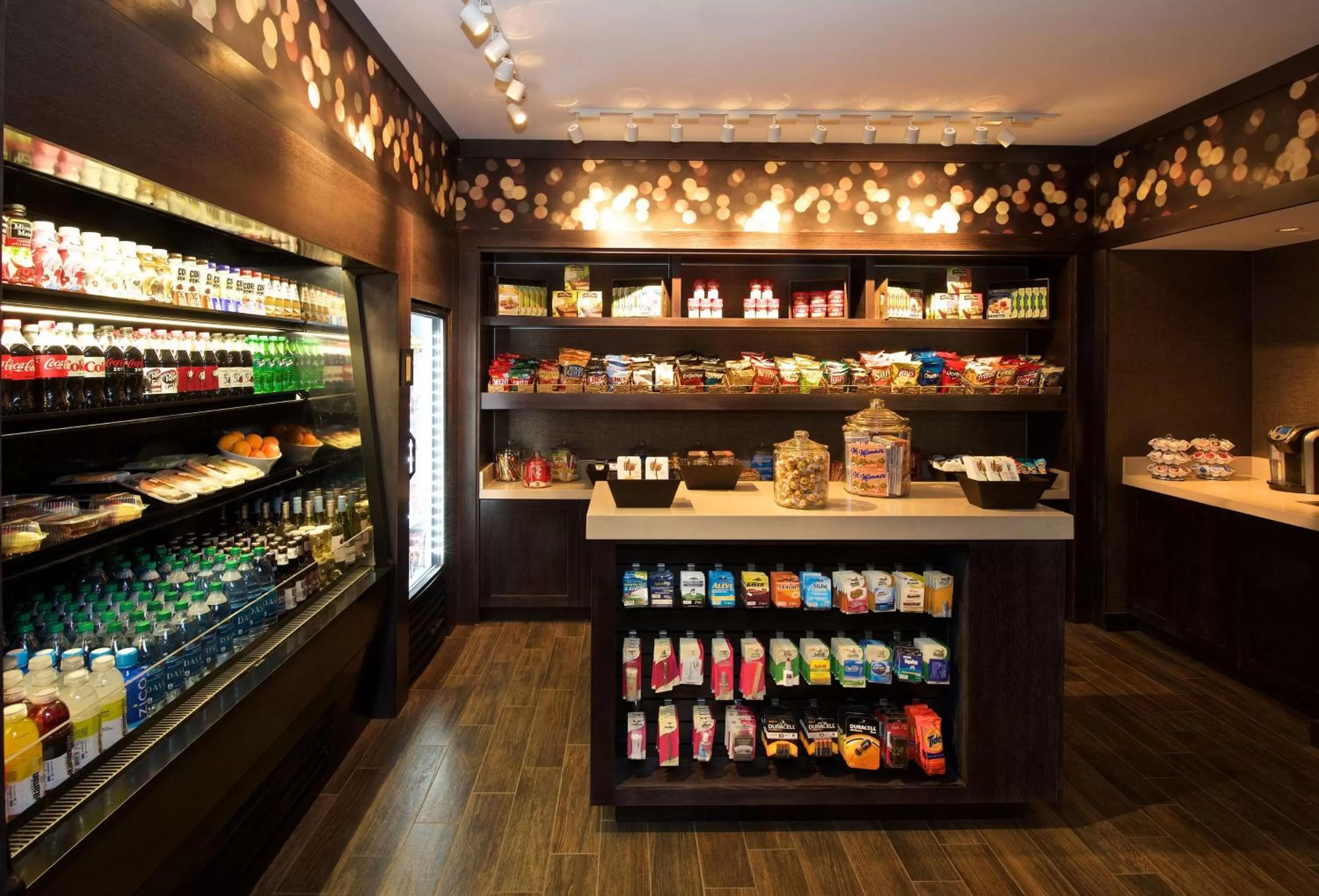 Restaurant/places to eat in Embassy Suites by Hilton Flagstaff