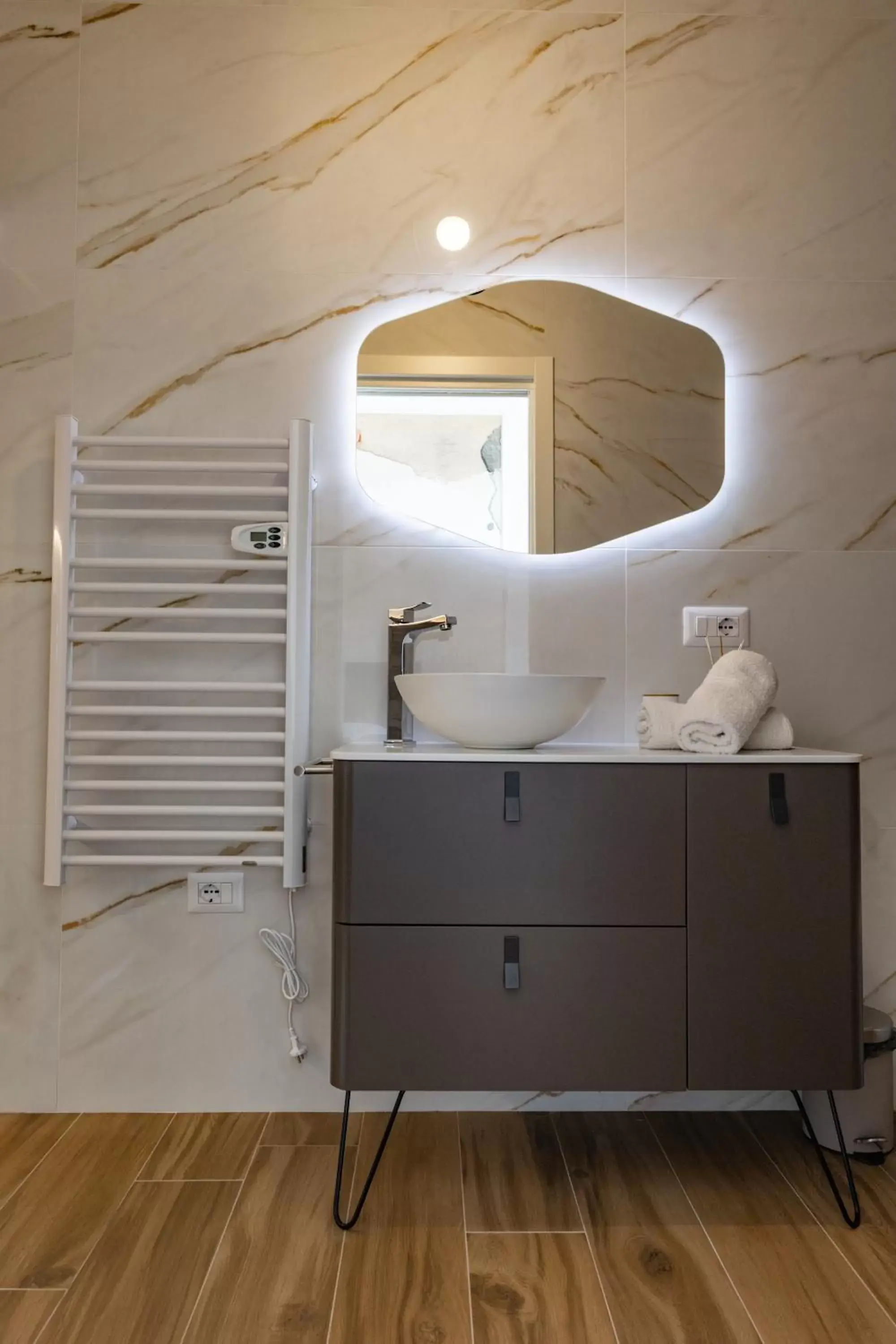 Bathroom in Cas’ A Mare - Beachfront Luxury Suites