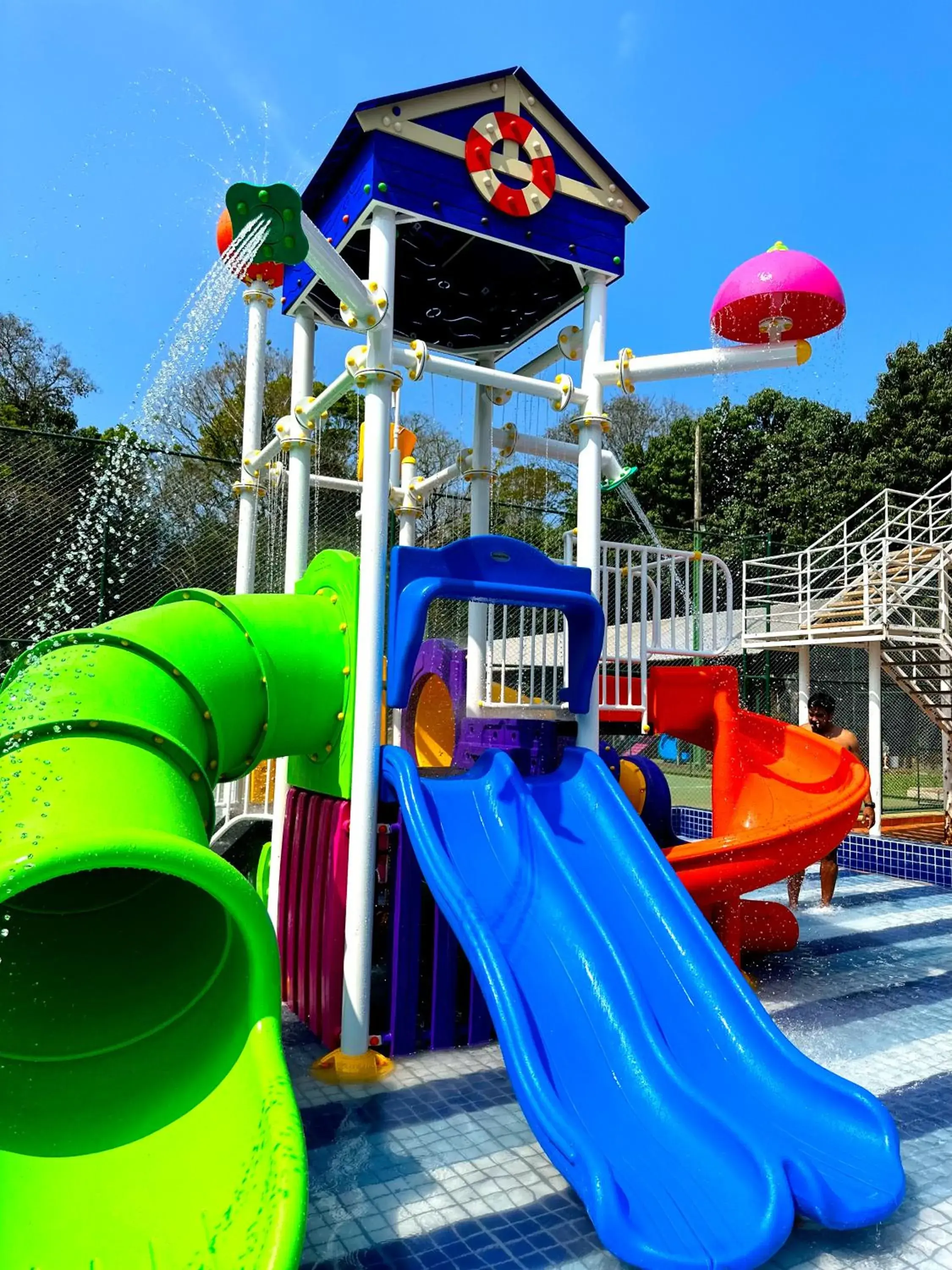 Swimming pool, Children's Play Area in Nacional Inn Foz do Iguacu