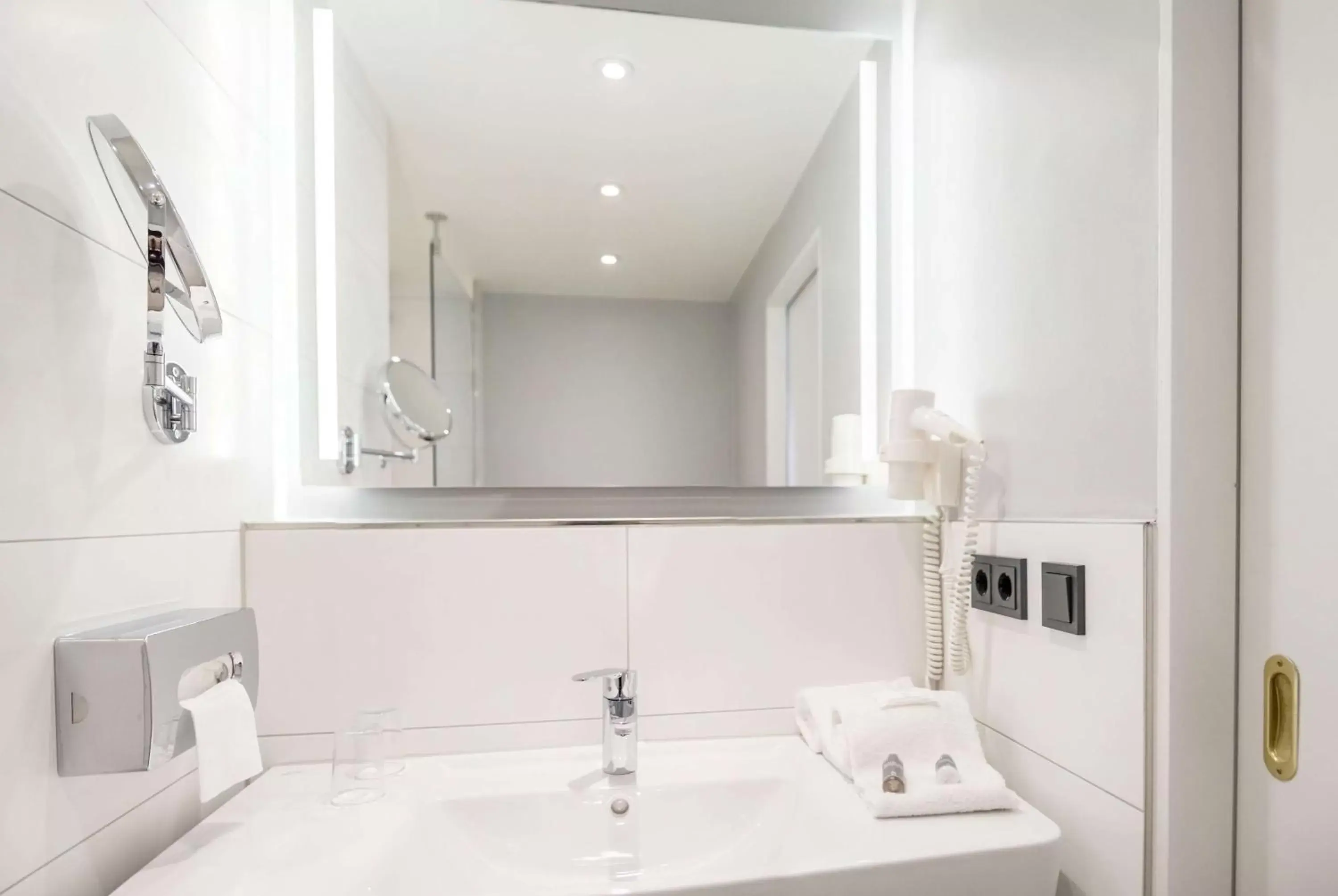 Photo of the whole room, Bathroom in Ramada by Wyndham Flensburg