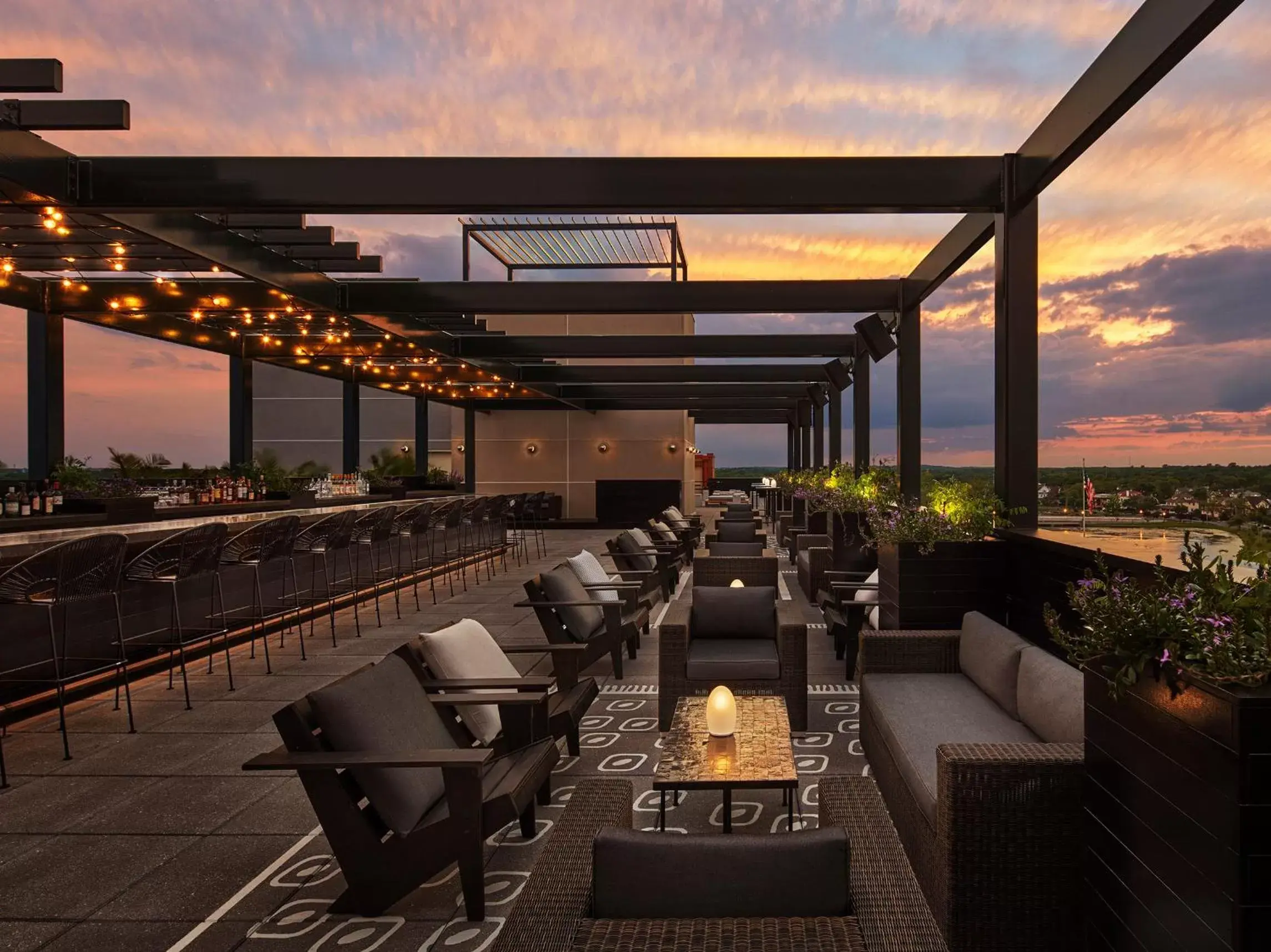 Balcony/Terrace, Restaurant/Places to Eat in The Asbury Hotel