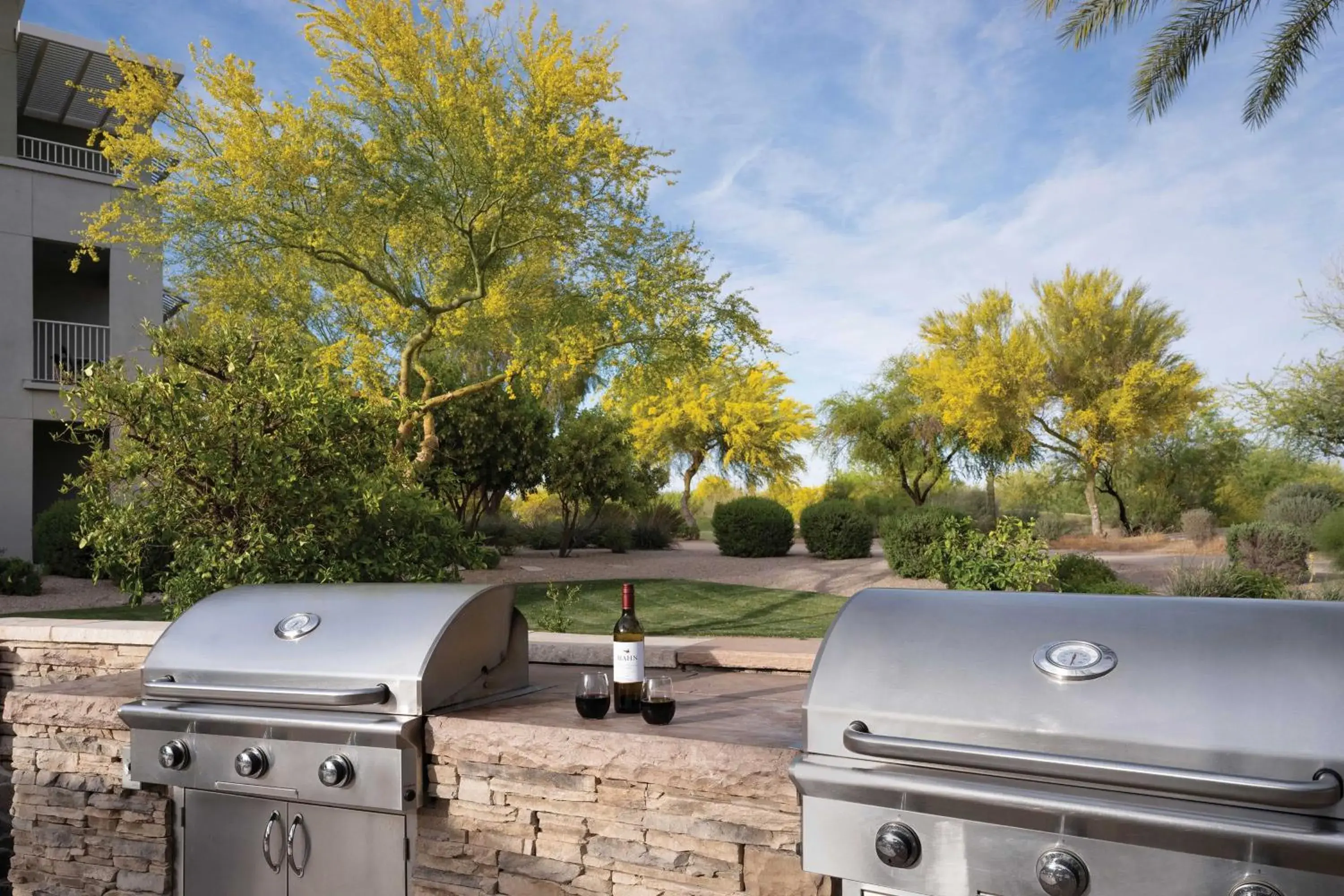 Restaurant/places to eat, BBQ Facilities in Marriott's Canyon Villas