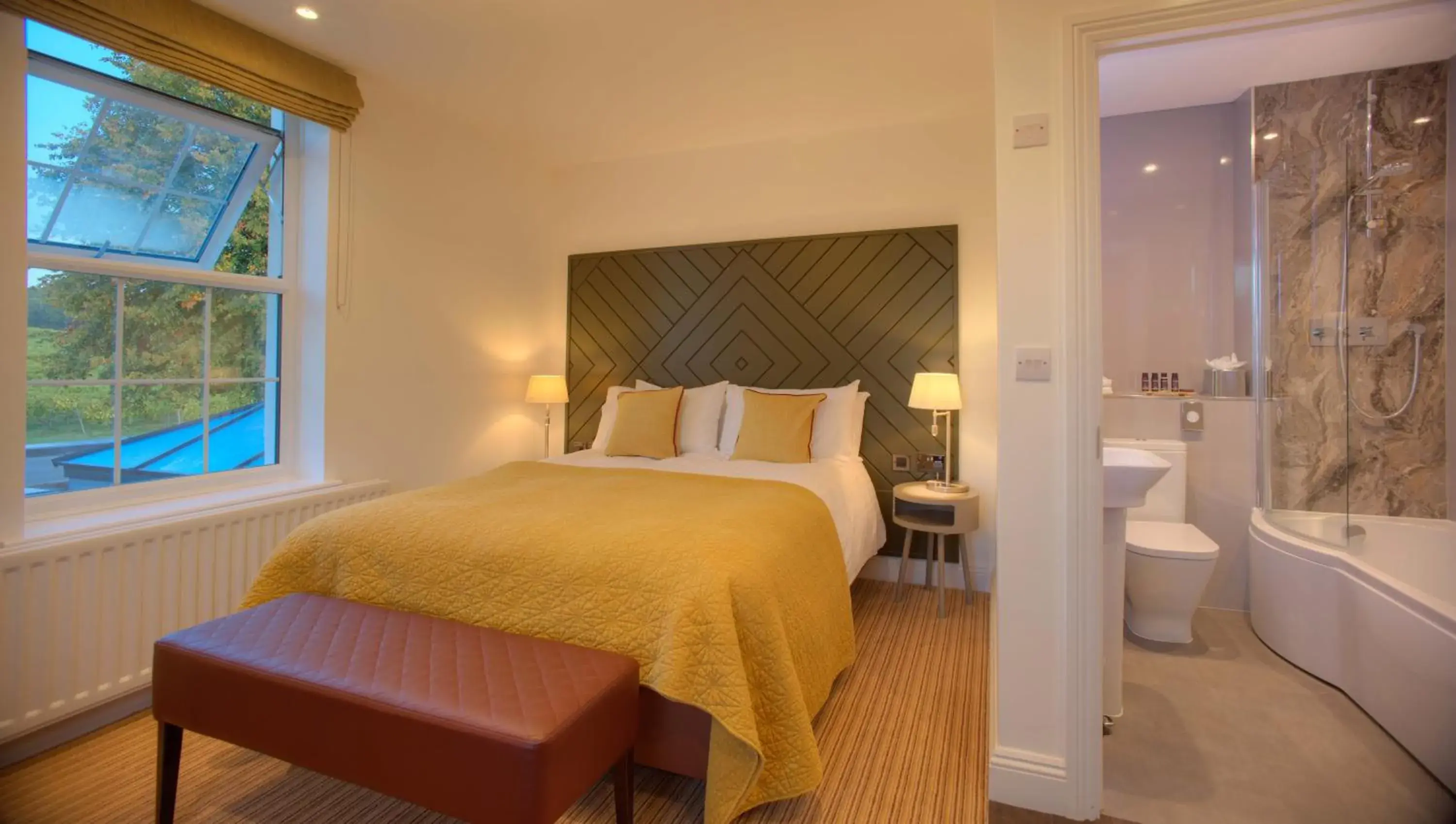 Bedroom, Bed in Denbies Vineyard Hotel