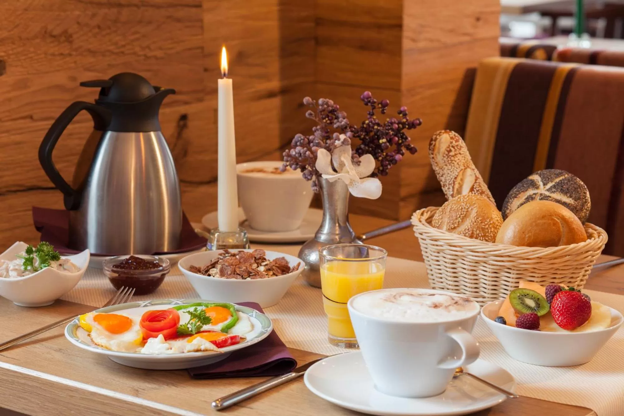 Breakfast in Gästehaus Dorf-Alm