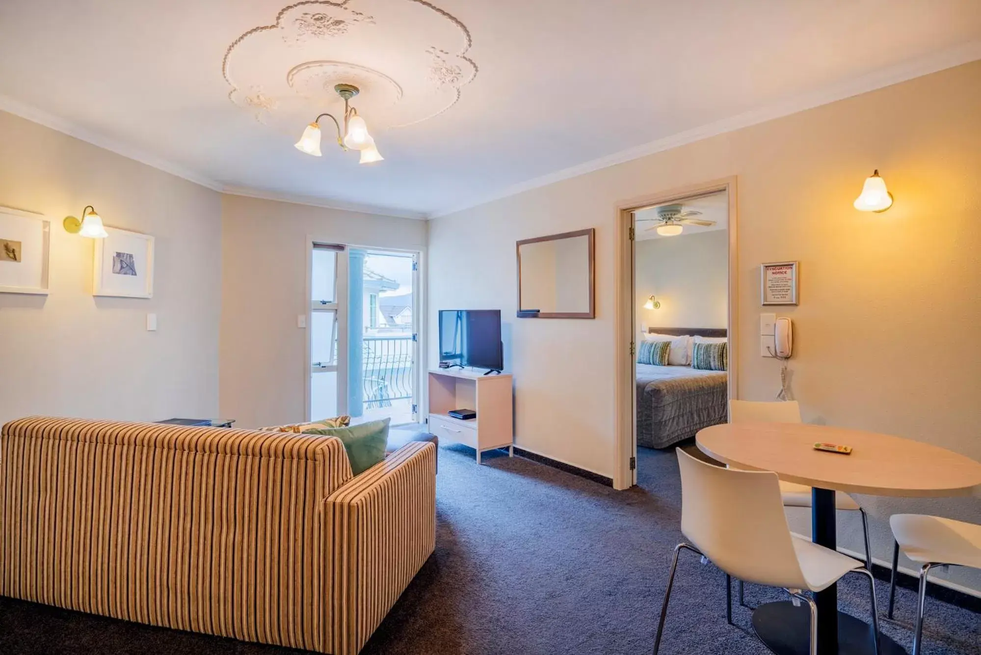 Living room, Seating Area in Silver Fern Rotorua Suites & Spa