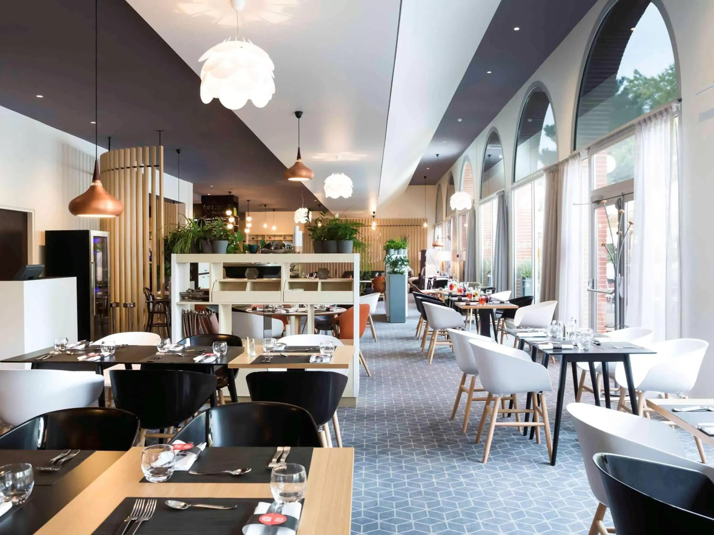 Restaurant/Places to Eat in Novotel Toulouse Centre Compans Caffarelli