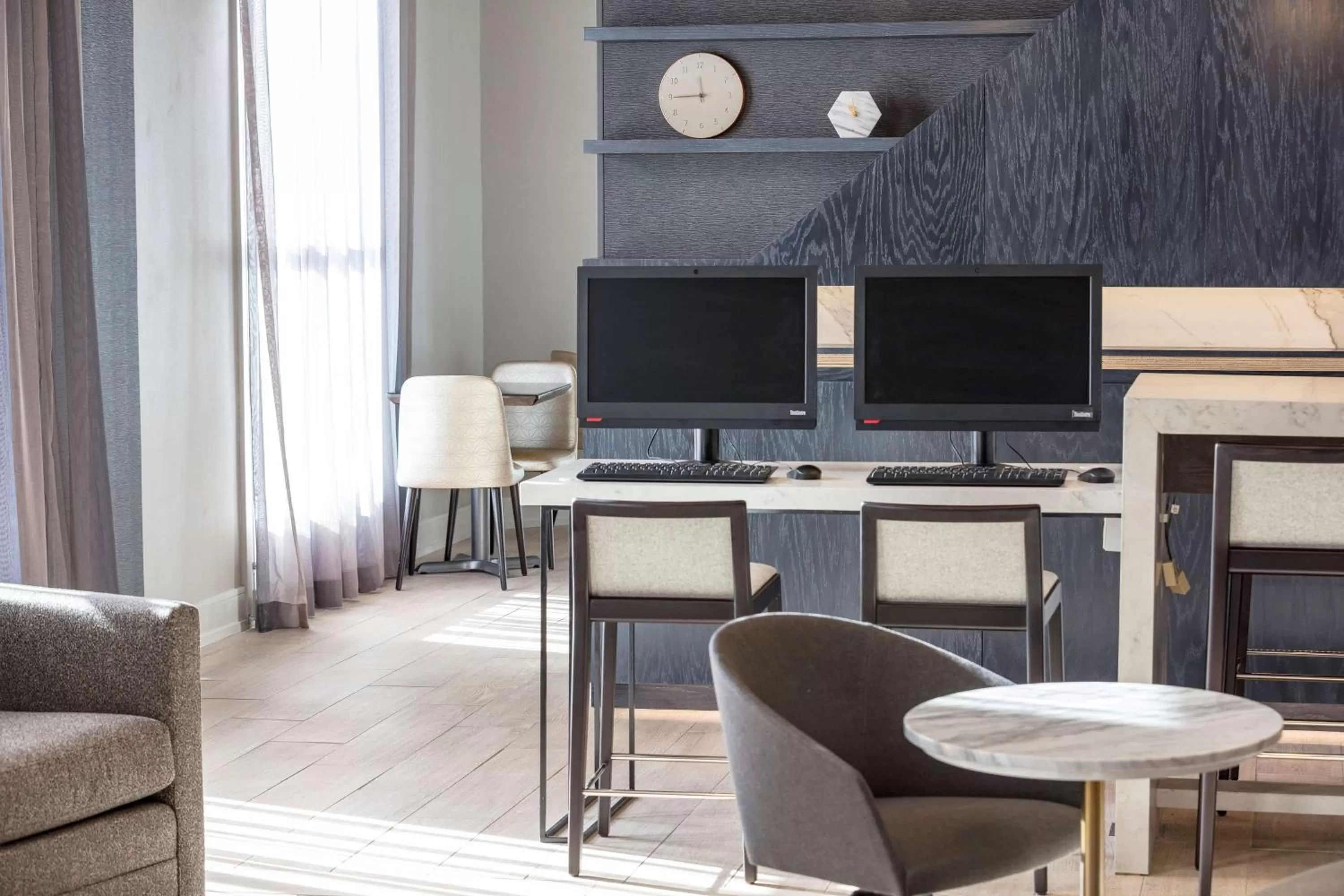 Business facilities in DoubleTree by Hilton Boston Logan Airport Chelsea