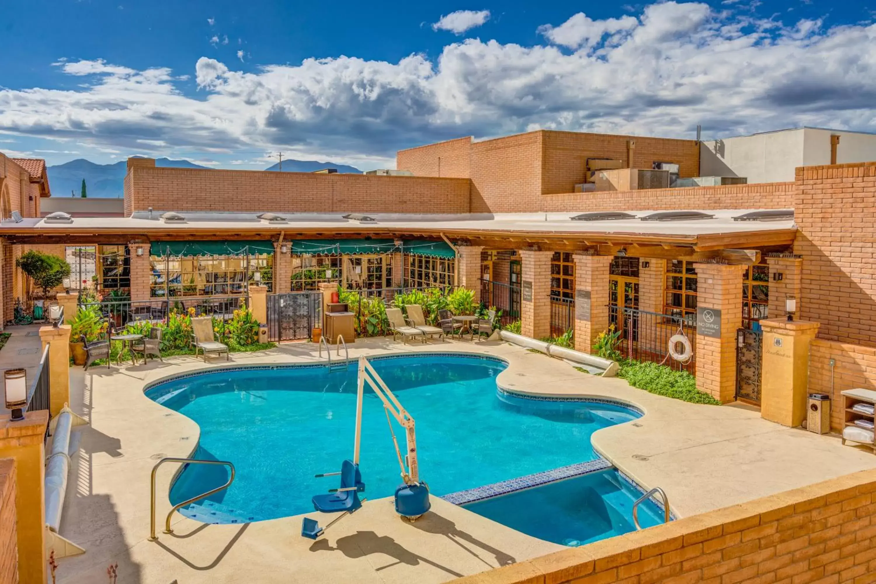 Swimming pool, Pool View in Sierra Suites Boutique Hotel