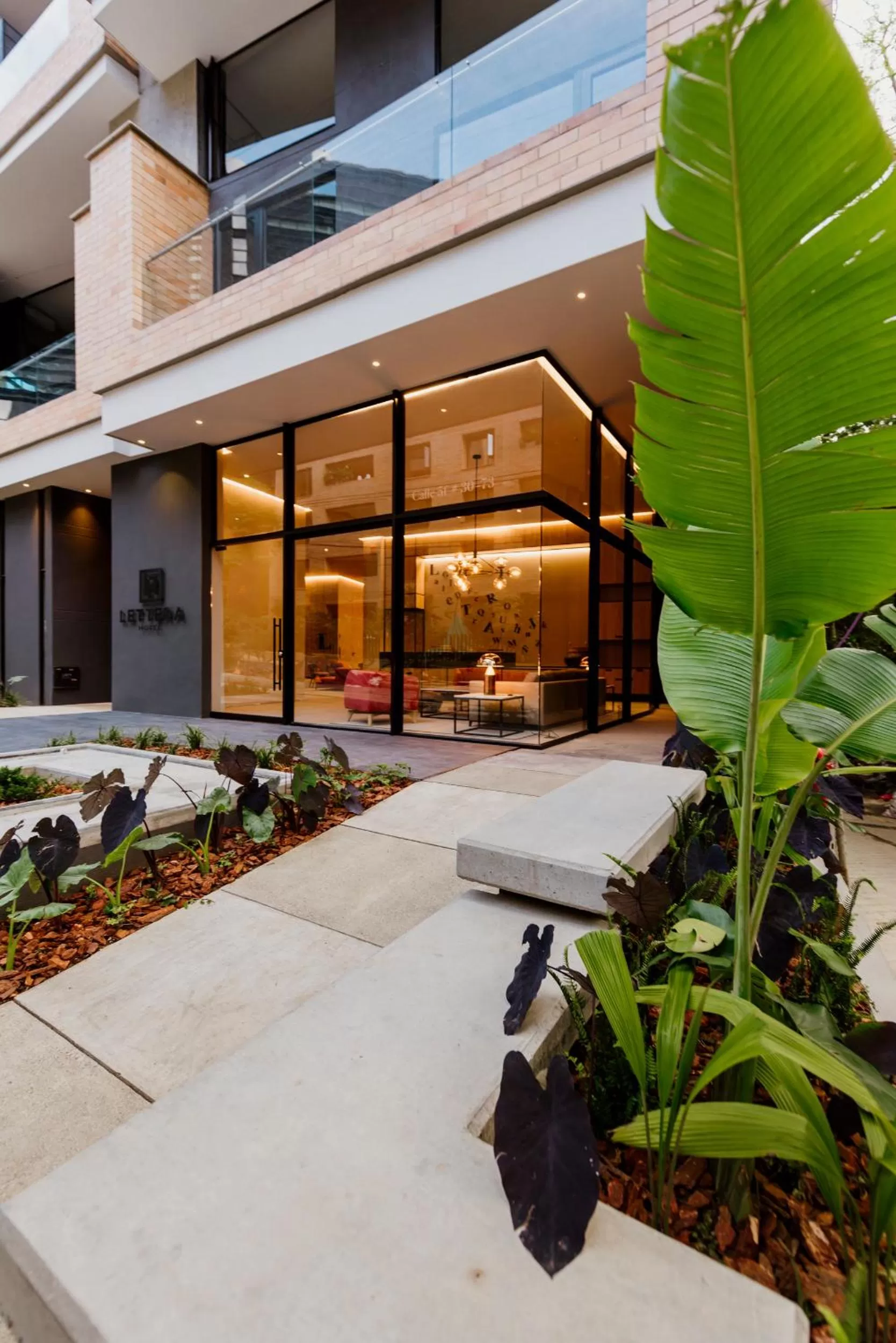 Facade/entrance in Lettera Hotel