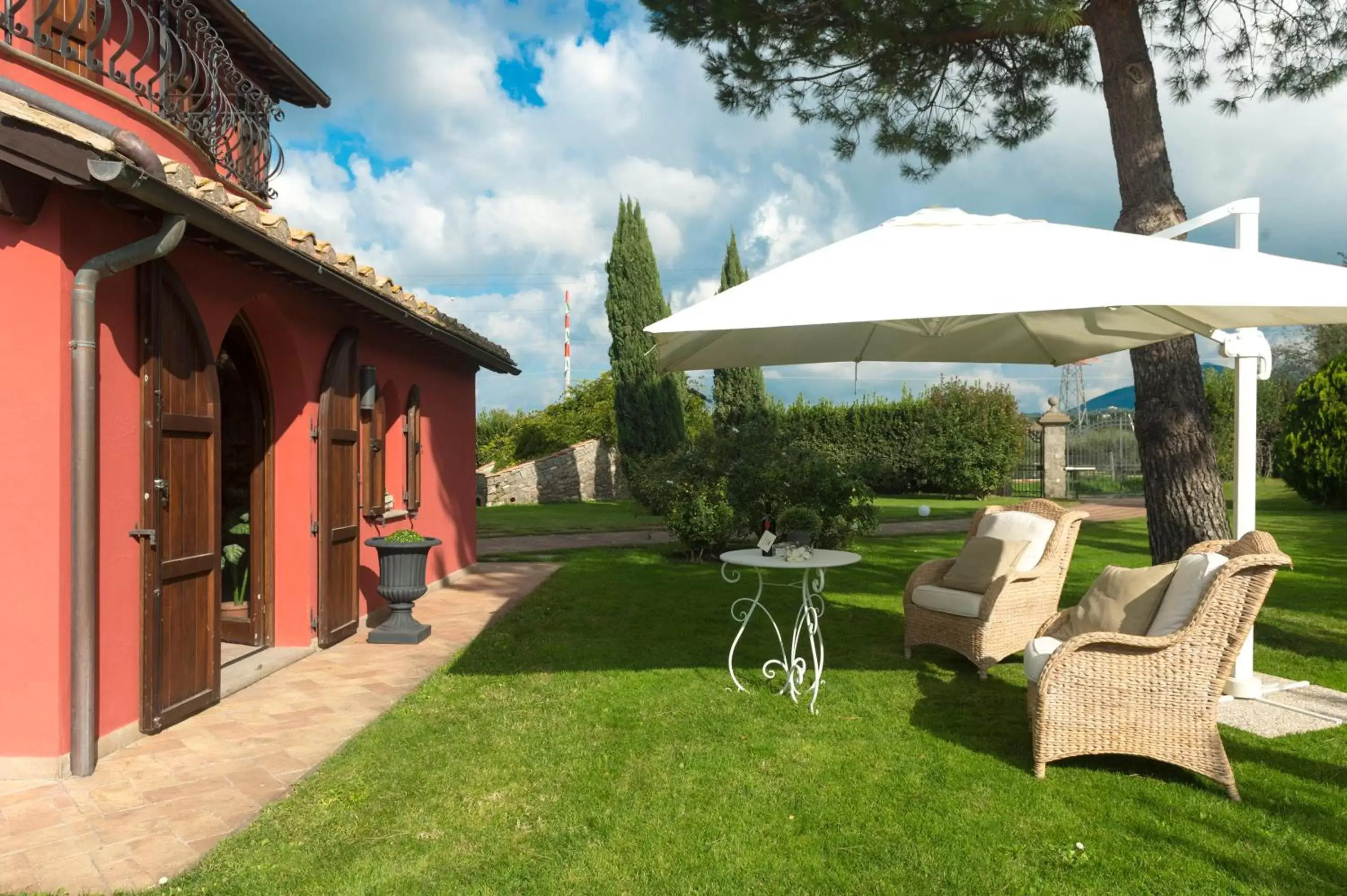 Garden view, Patio/Outdoor Area in Relais Santa Caterina Hotel