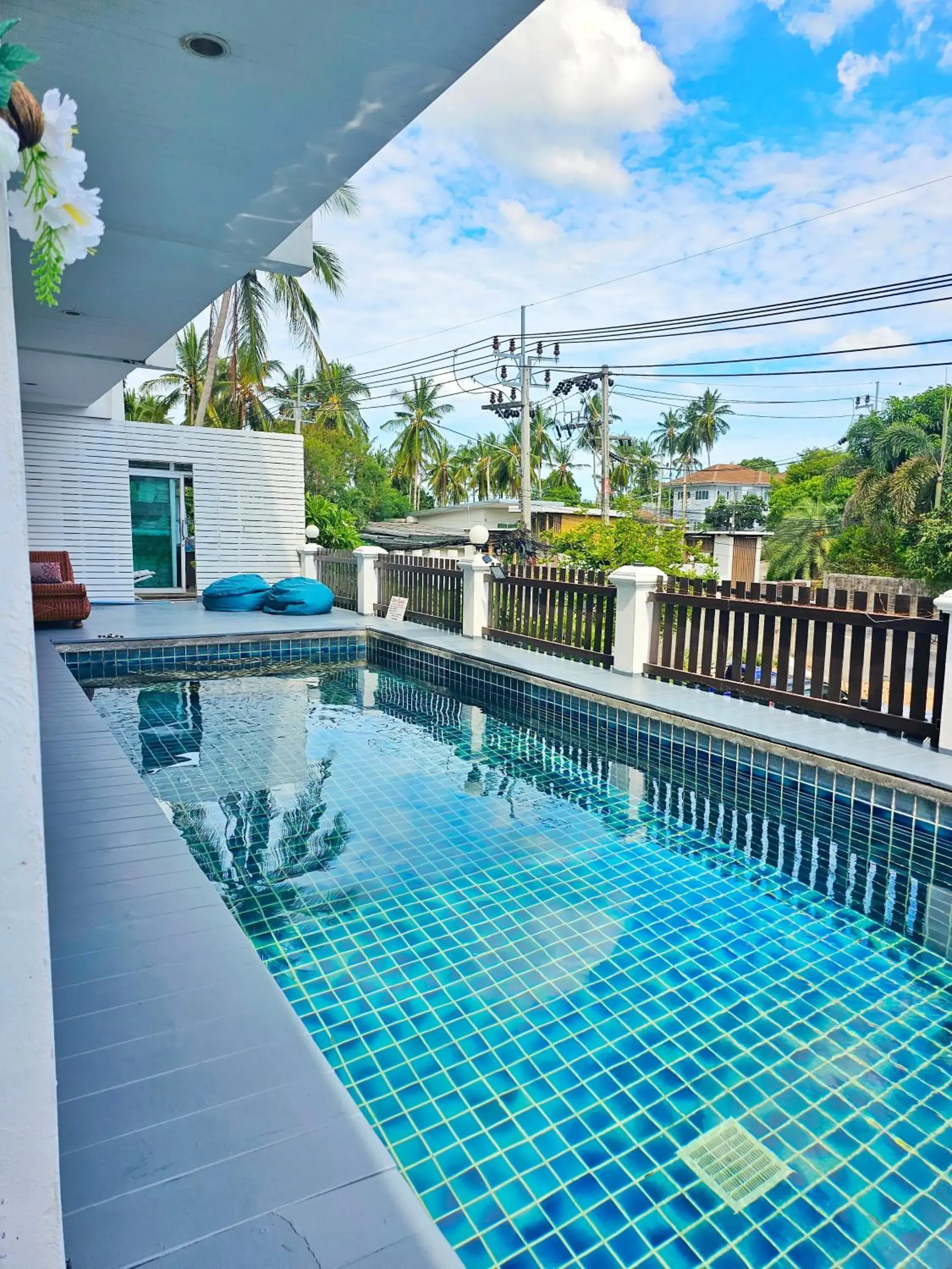 Swimming Pool in MM Hill Koh Samui Hotel - SHA Certified