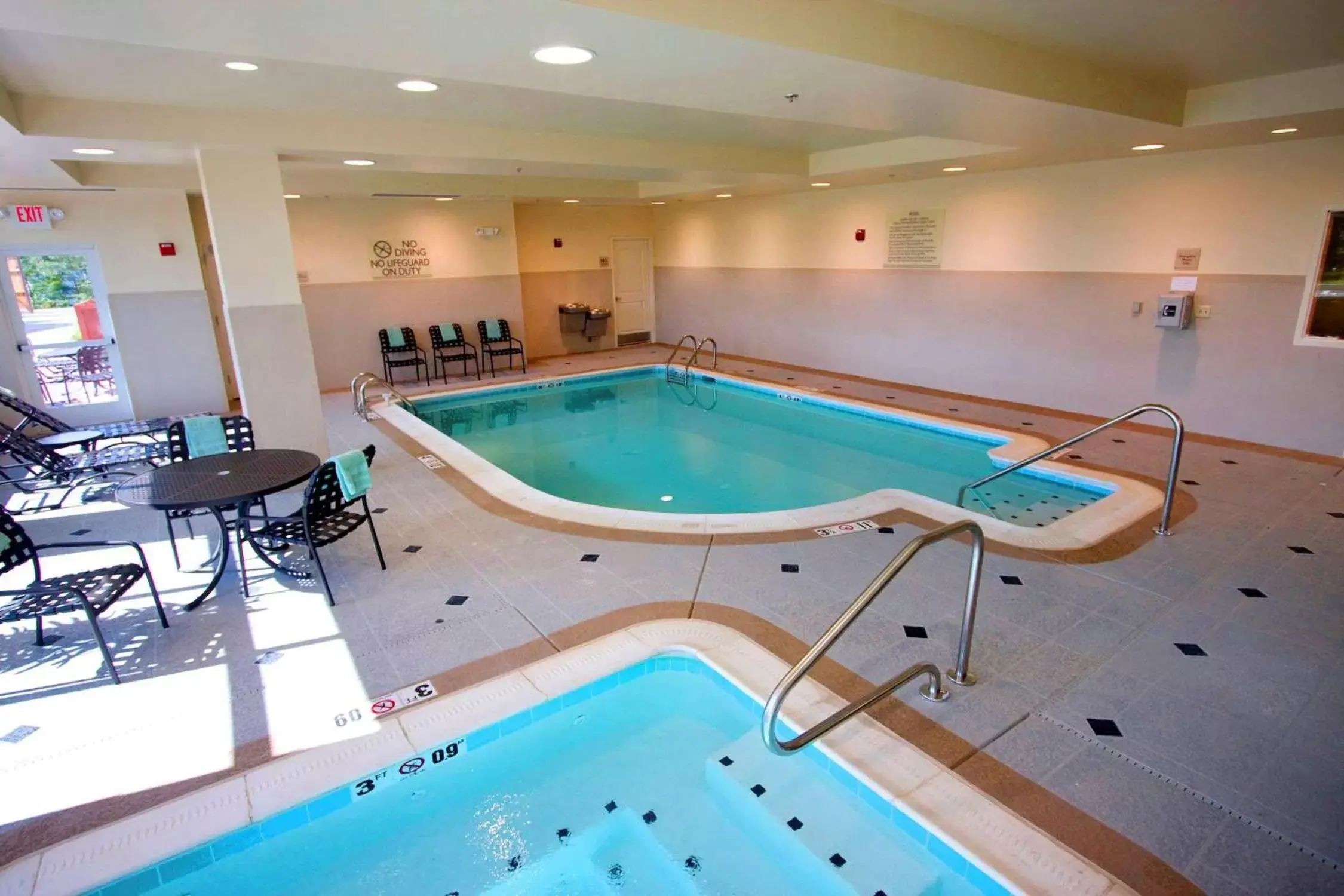 Pool view, Swimming Pool in Hilton Garden Inn Aberdeen