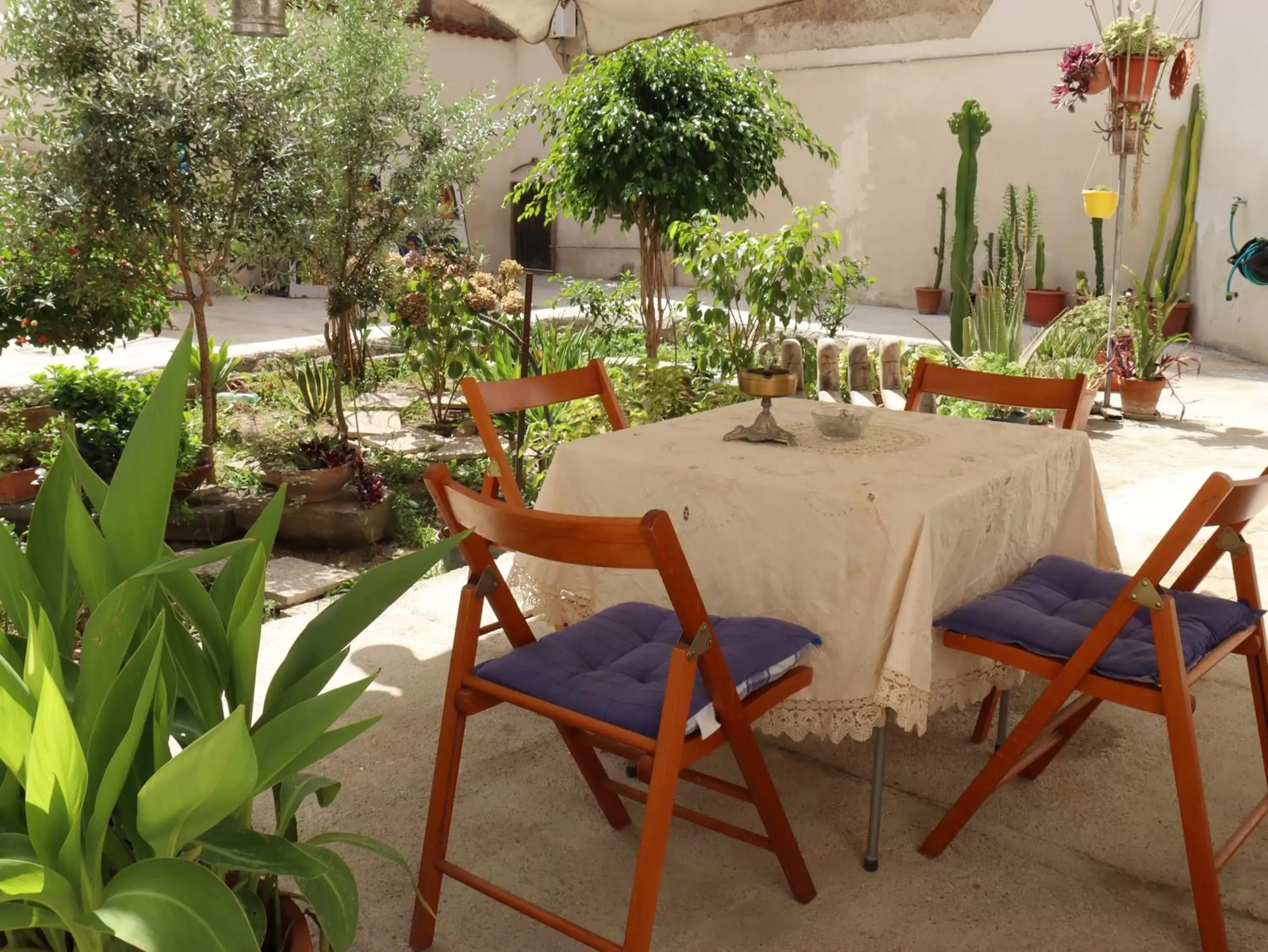Garden, Restaurant/Places to Eat in Viaggio nel Cuore dell'Arte