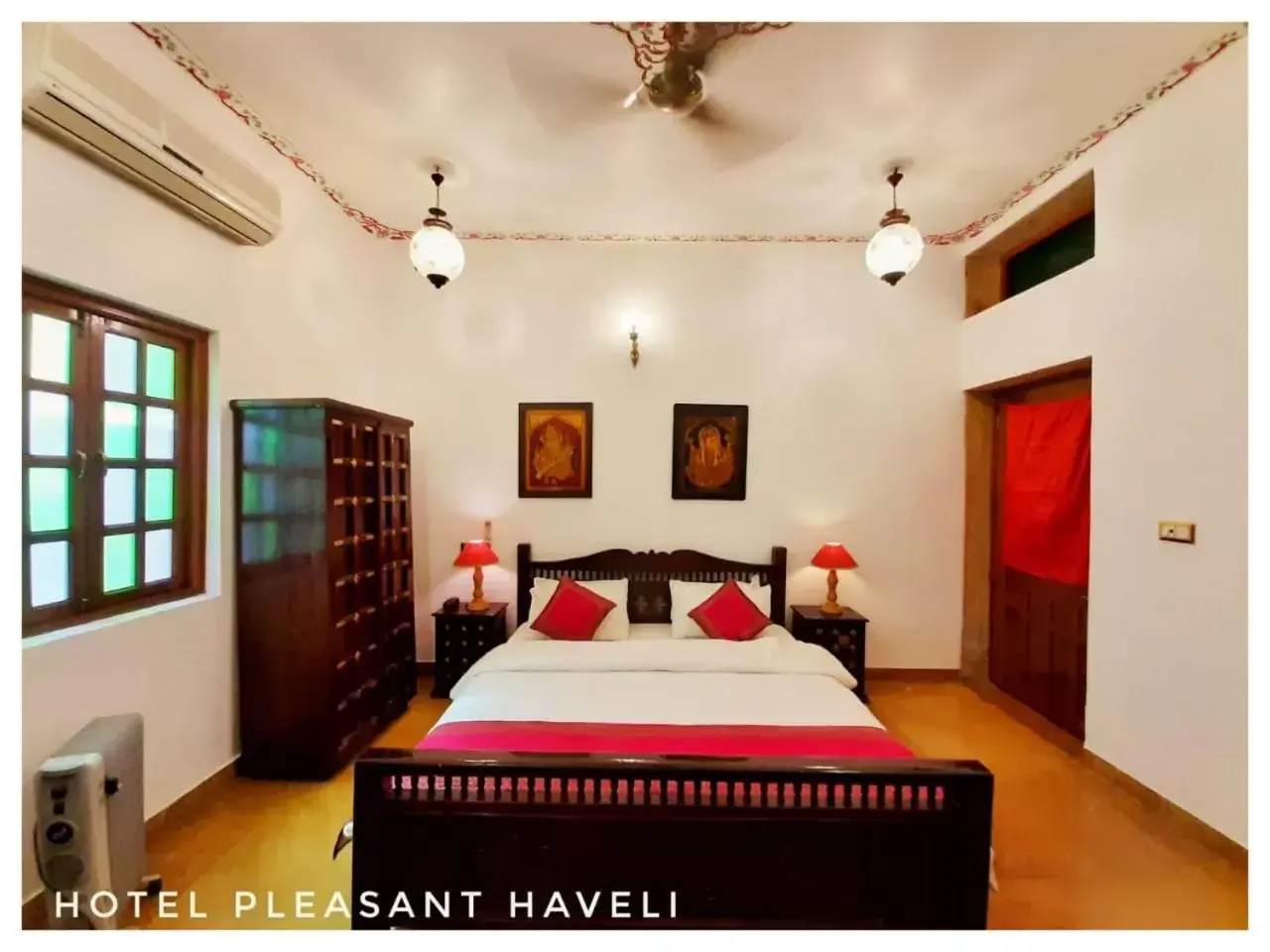 Bed in Hotel Pleasant Haveli - Only Adults