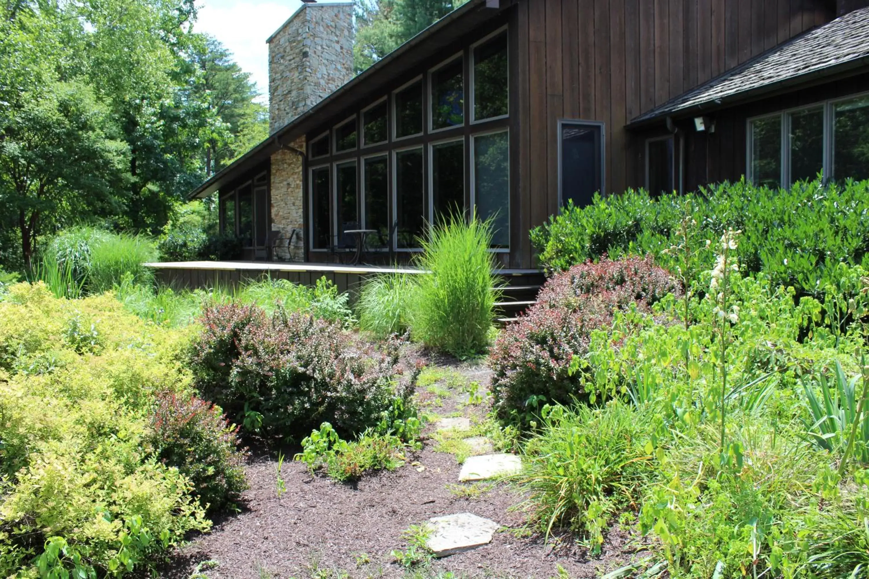 Facade/entrance, Patio/Outdoor Area in The Inn at White Oak