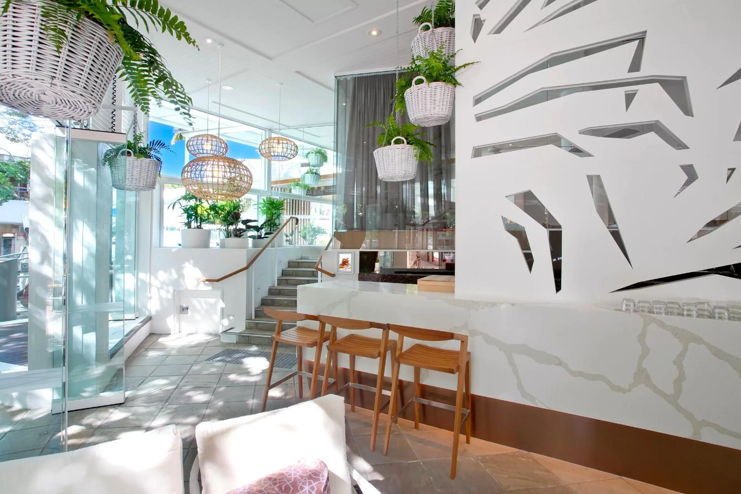 Lounge or bar in Sofitel Noosa Pacific Resort