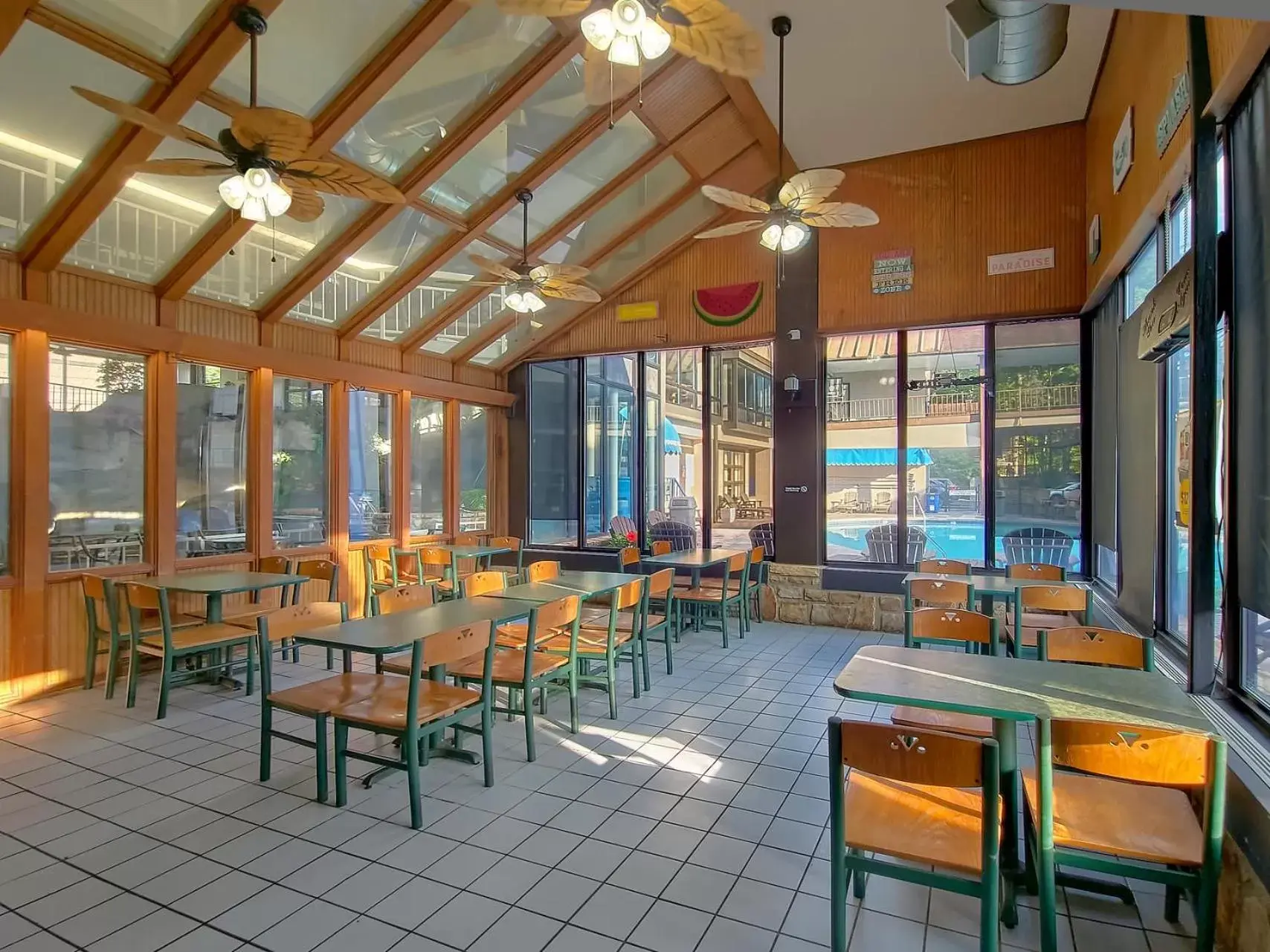 Restaurant/places to eat in Sidney James Mountain Lodge Restaurant/places to eat in Sidney James Mountain Lodge