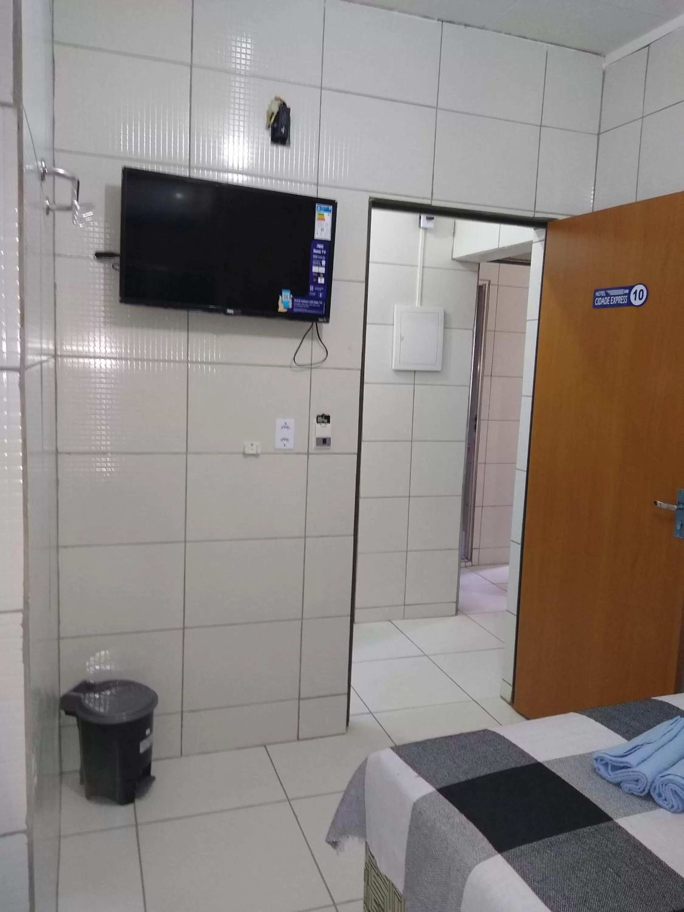 Bed in HOTEL CIDADE EXPRESS 24H