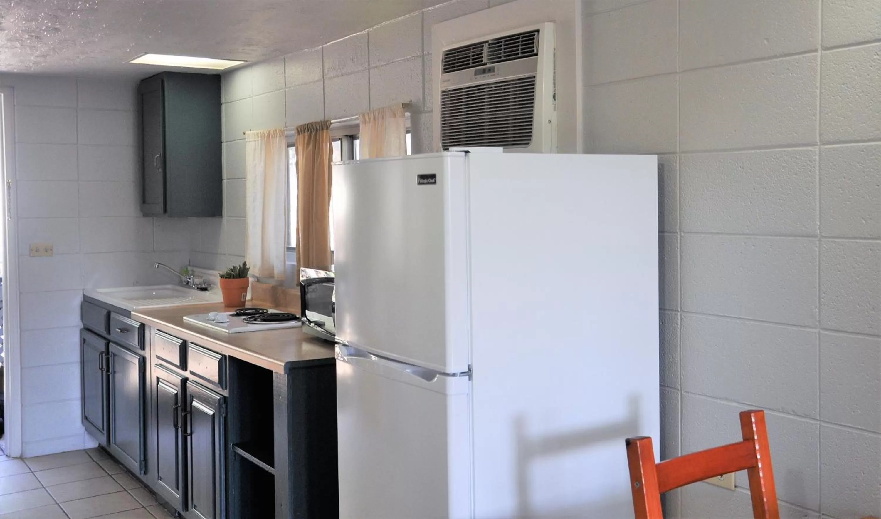 Kitchen or kitchenette, Kitchen/Kitchenette in 7A Ranch