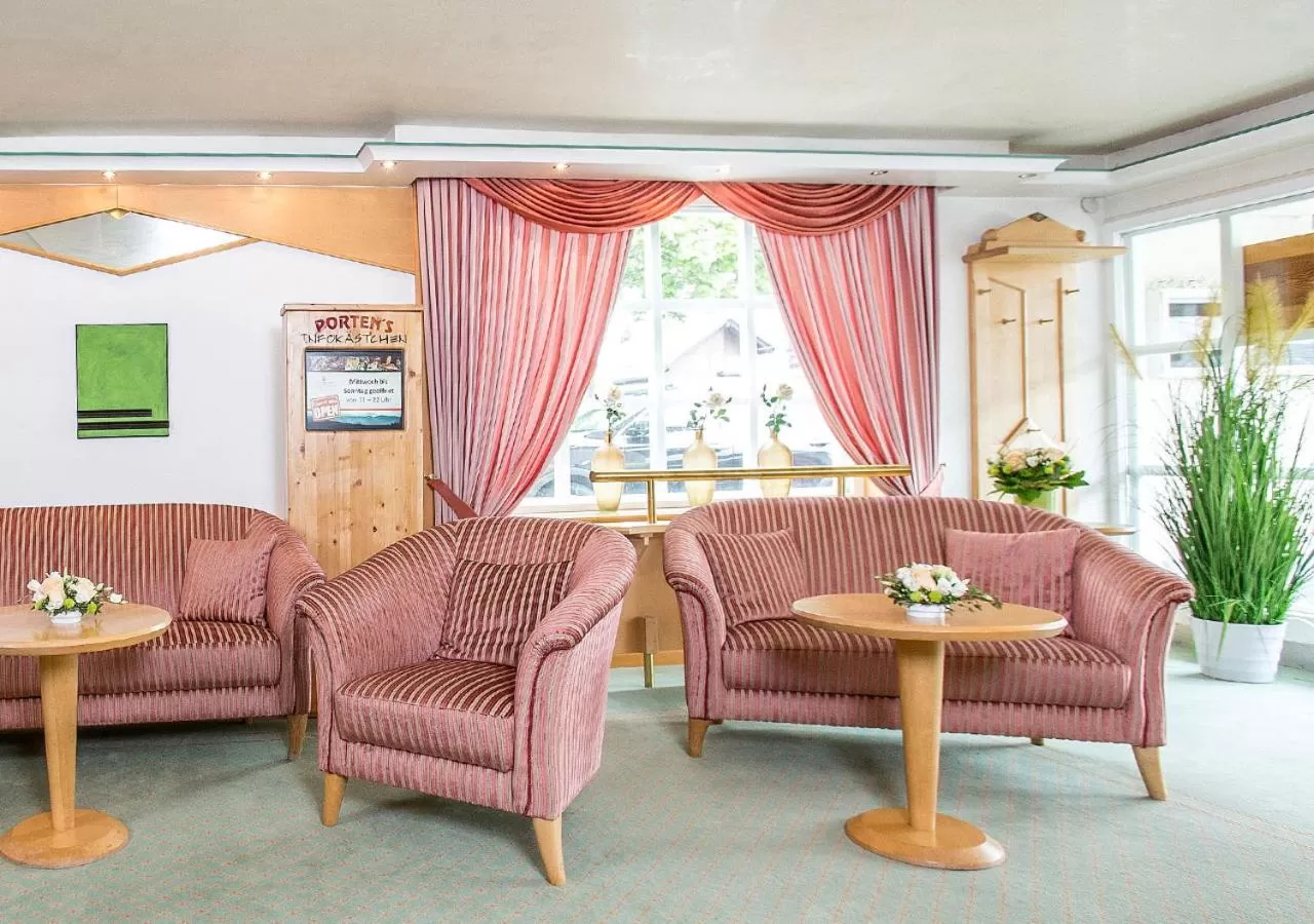 Lobby or reception in Portens Hotel Fernblick