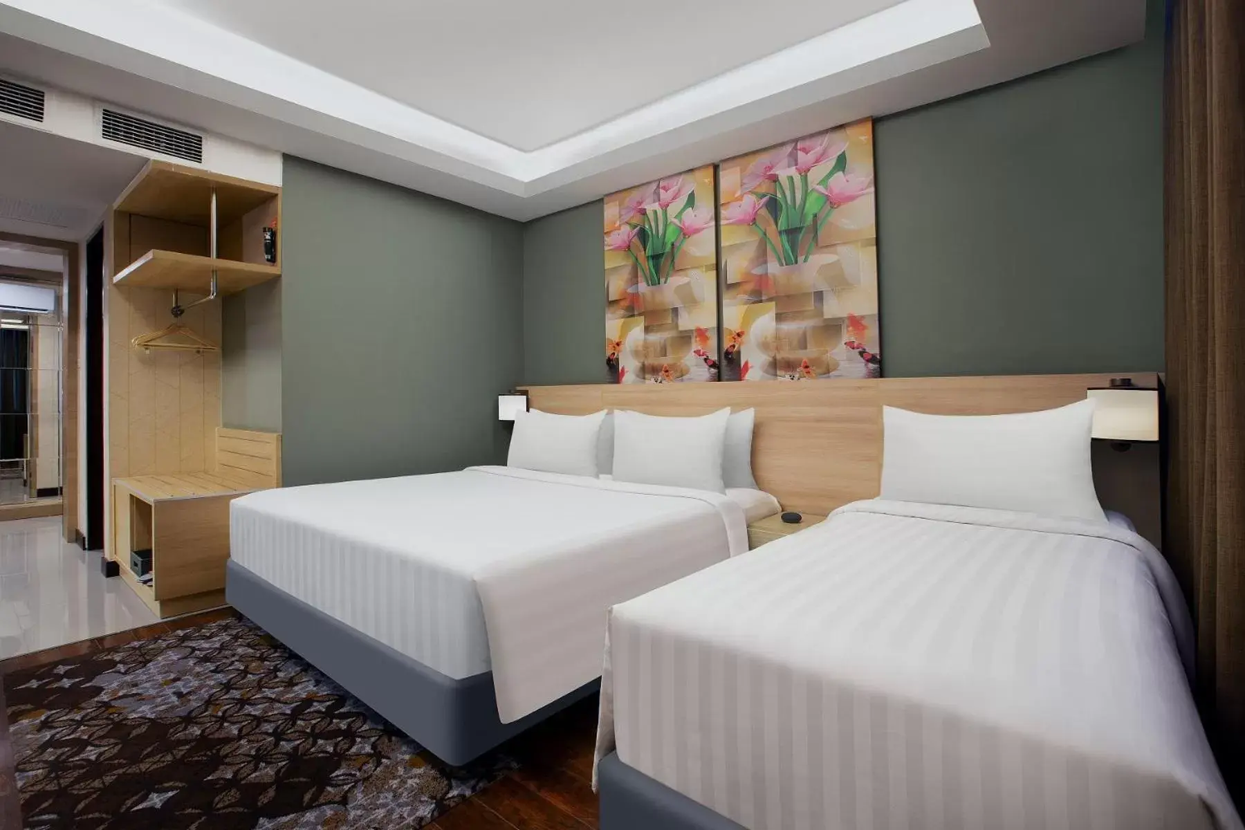 Bedroom, Bed in Harper Malioboro Yogyakarta by ASTON