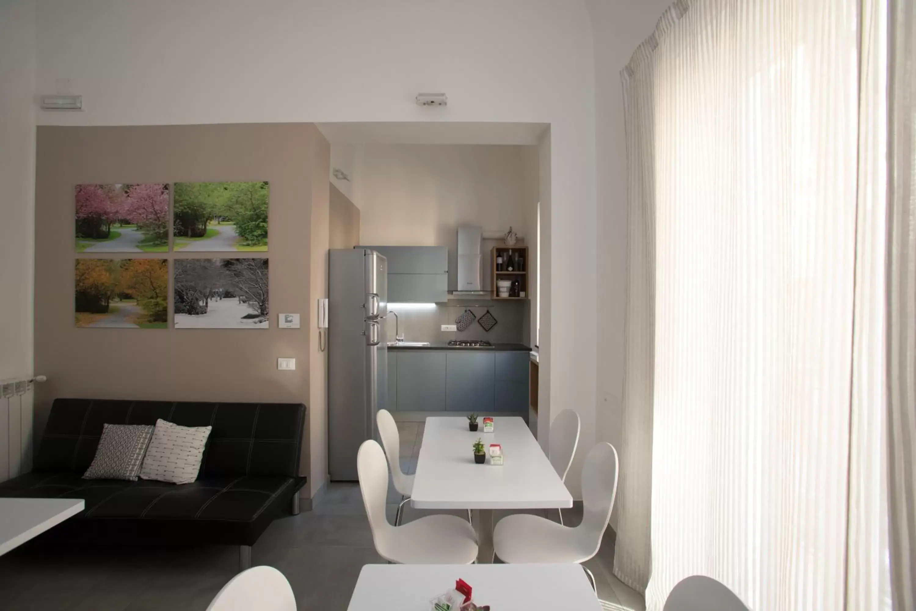 Restaurant/places to eat, Dining Area in Le Quattro Stagioni - Rooms & Suite