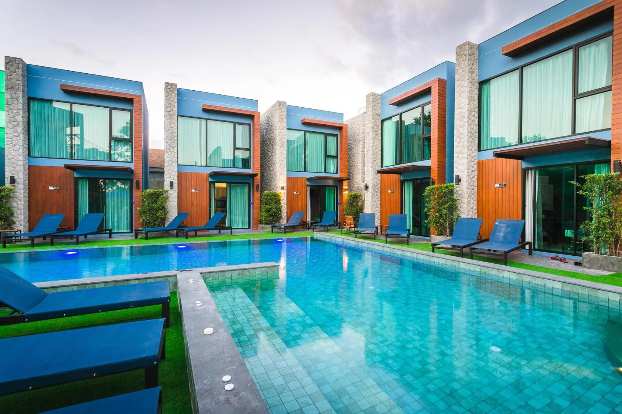 Property building in Peace Blue Naiharn Naturist Resort Phuket SHA Extra Plus