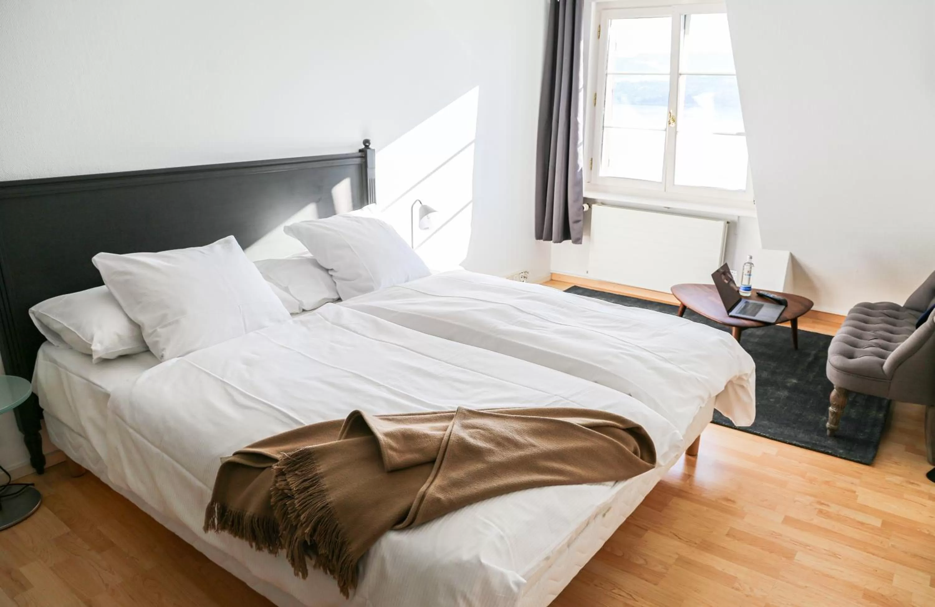 Bed in Hotel Hirschen am See