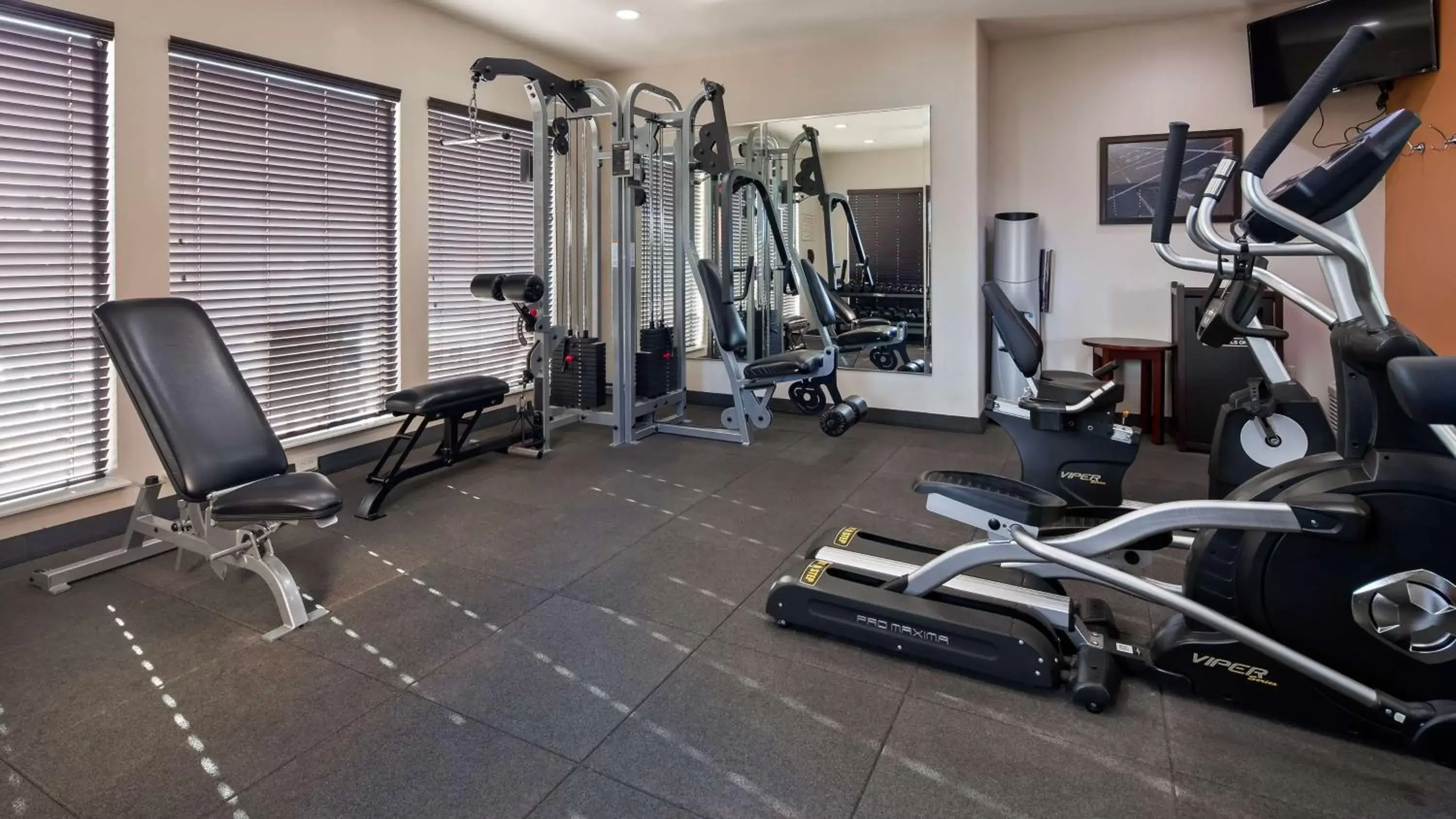 Activities, Fitness Center/Facilities in Best Western Plus Spring Inn & Suites