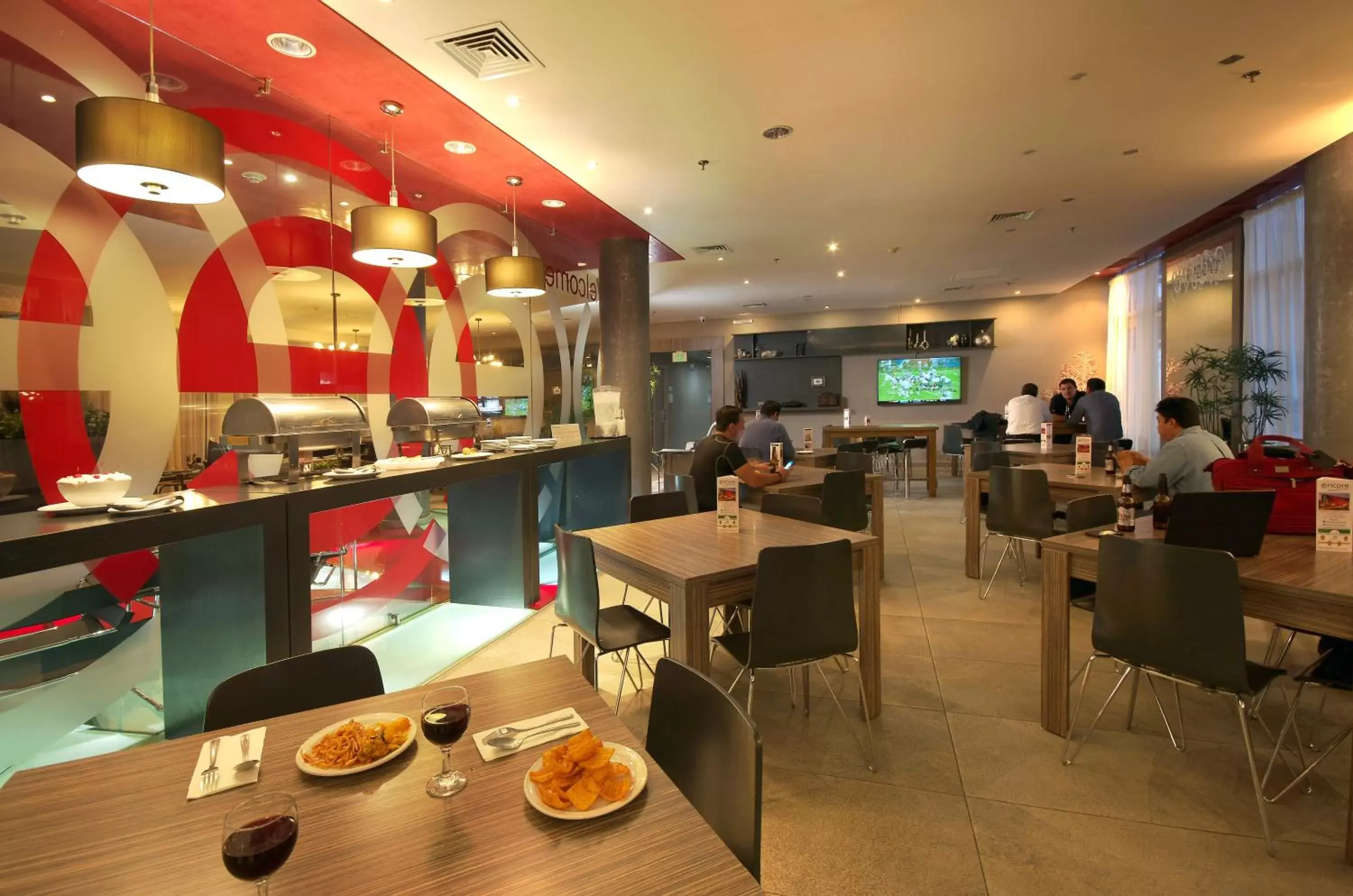 Restaurant/Places to Eat in Ramada Encore by Wyndham Chihuahua Distrito 1