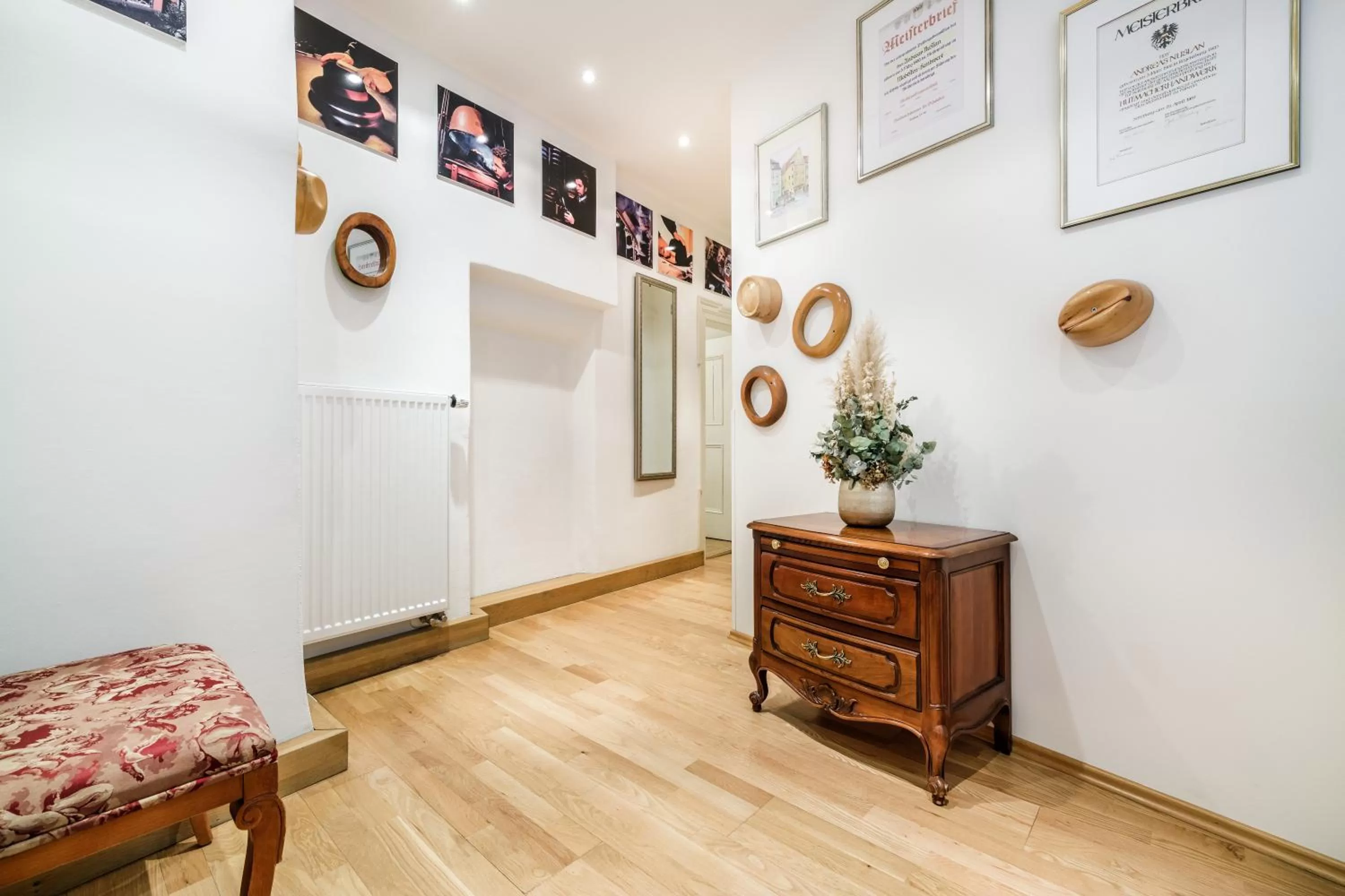 Photo of the whole room in Chin-Chin Hotel ehemals Bohemian Hotel