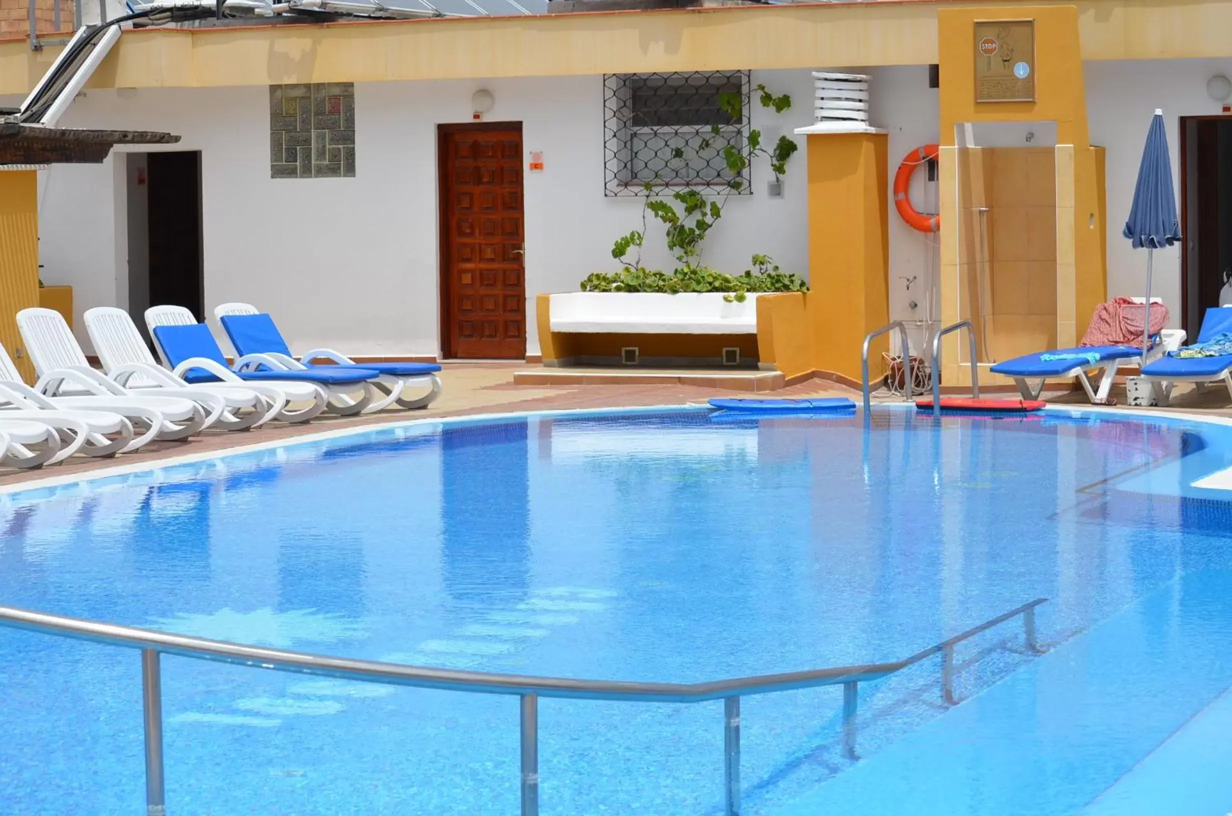 Swimming Pool in Hotel Casa del Sol