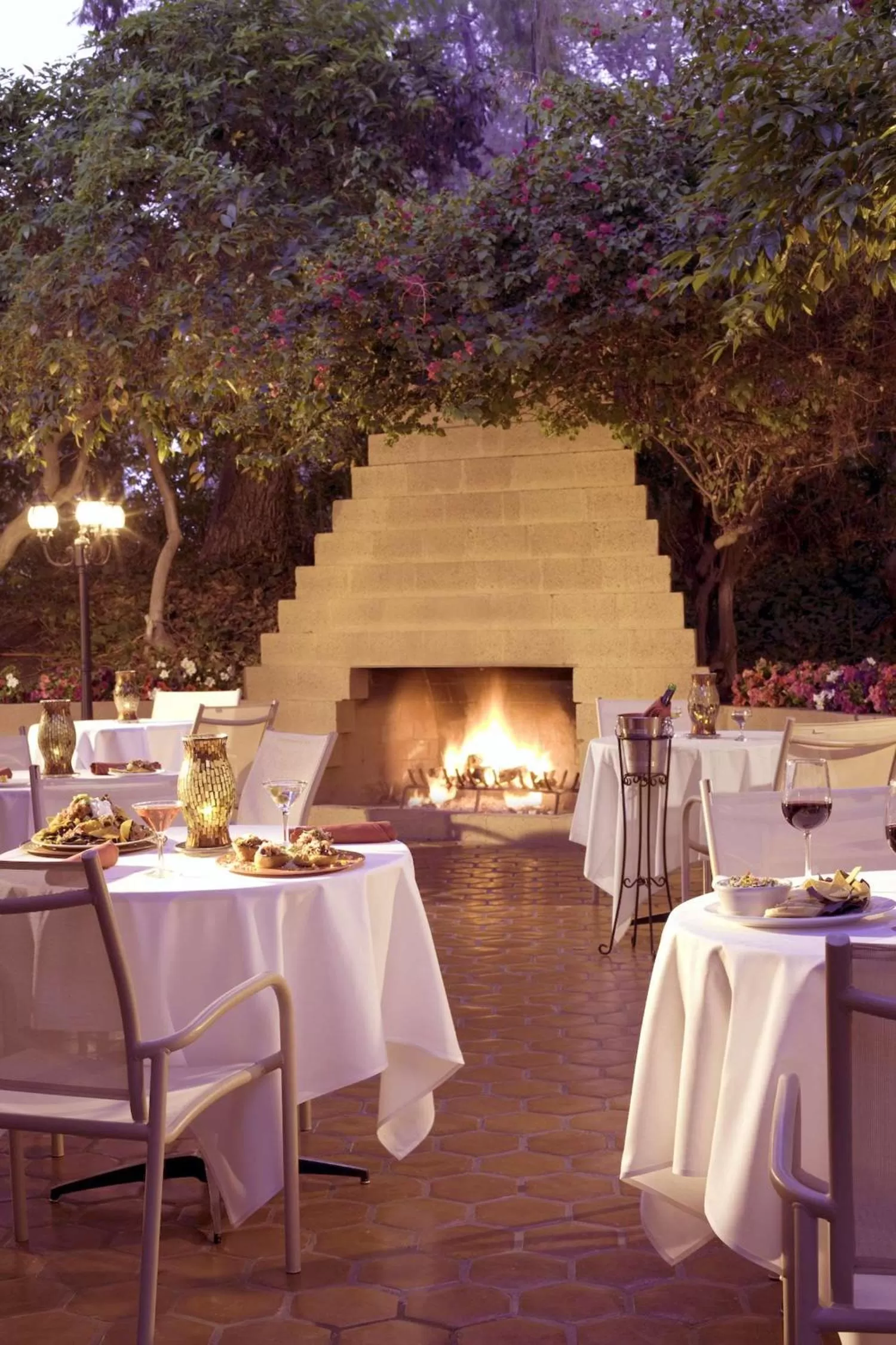 Restaurant/places to eat in DoubleTree by Hilton Phoenix- Tempe