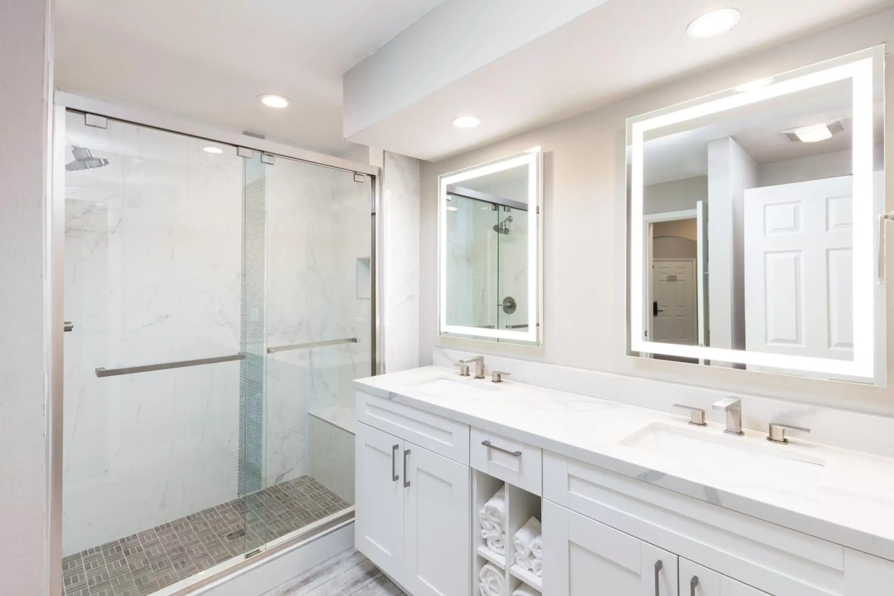 Shower, Bathroom in Westgate Branson Lakes Resort