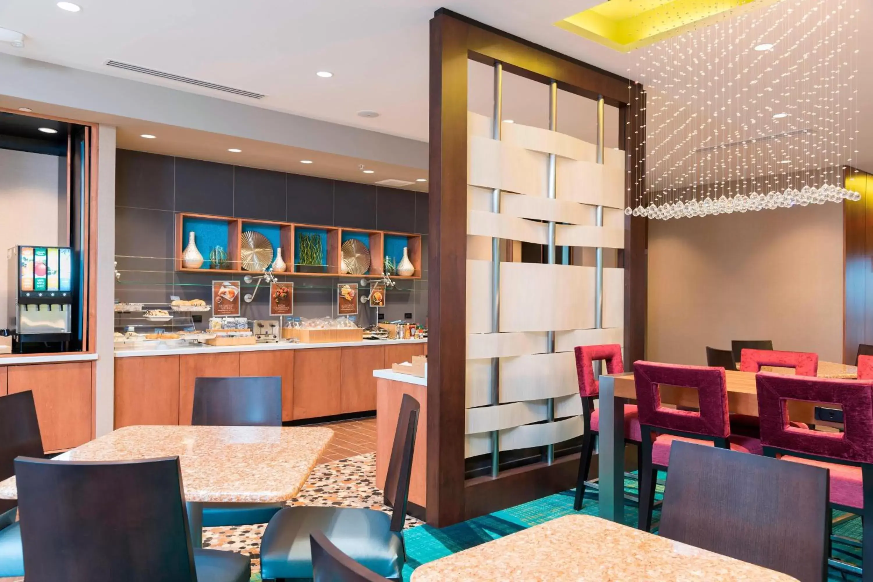 Breakfast, Restaurant/Places to Eat in SpringHill Suites by Marriott Chicago Southeast/Munster, IN