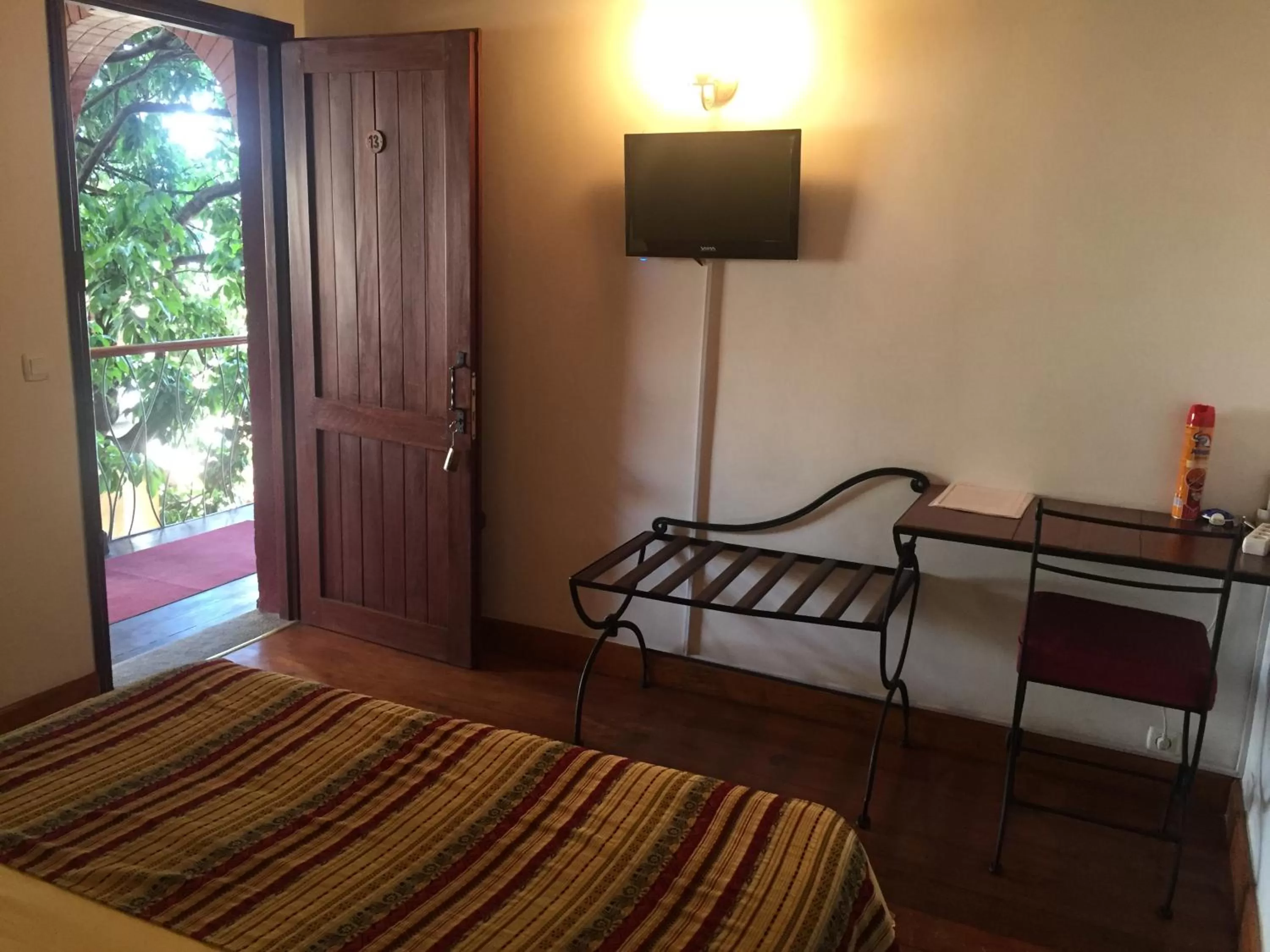 TV and multimedia, Bed in Belvedere Hotel